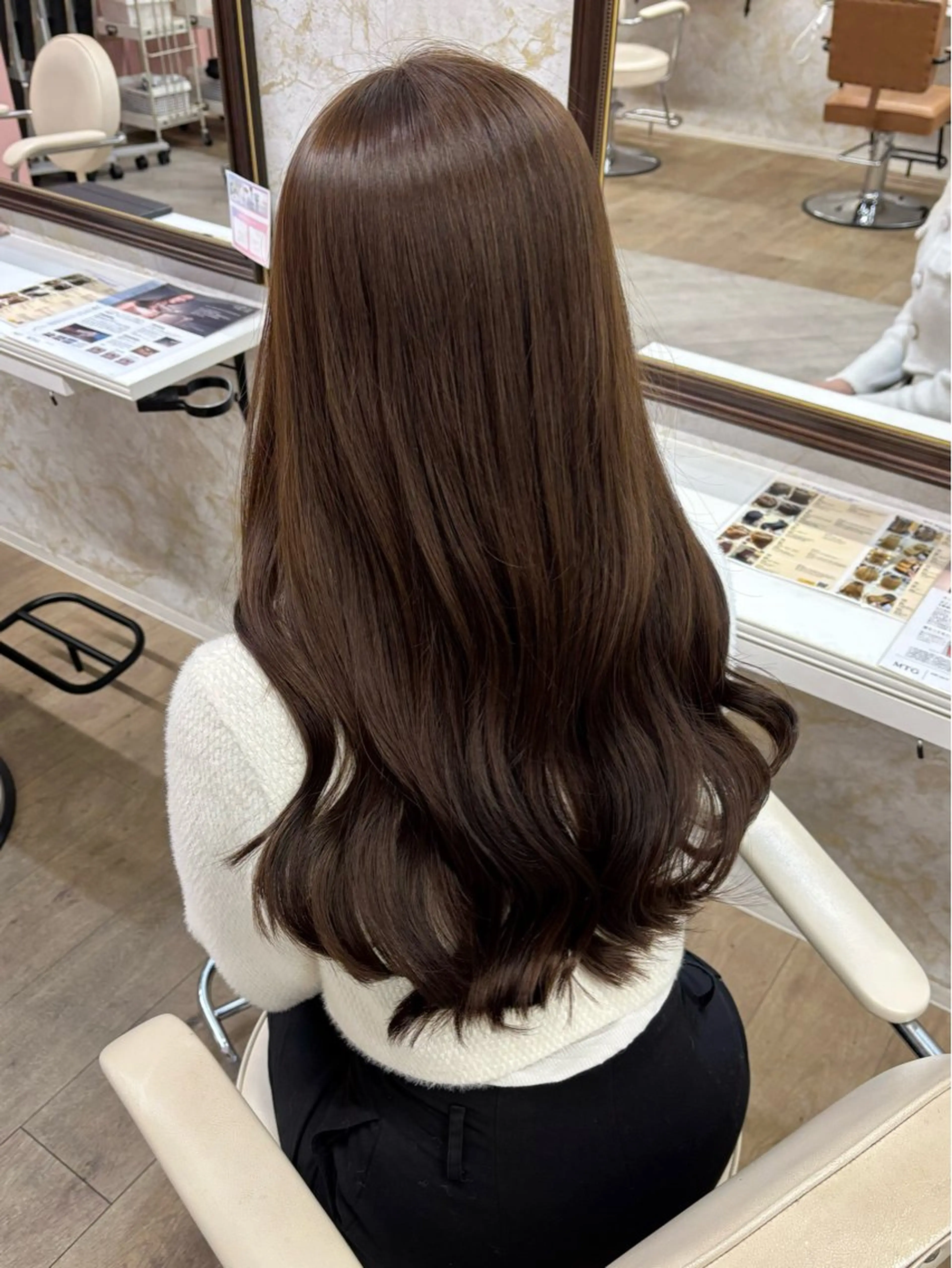 ロング カラー chihiro 🎀のヘアスタイル