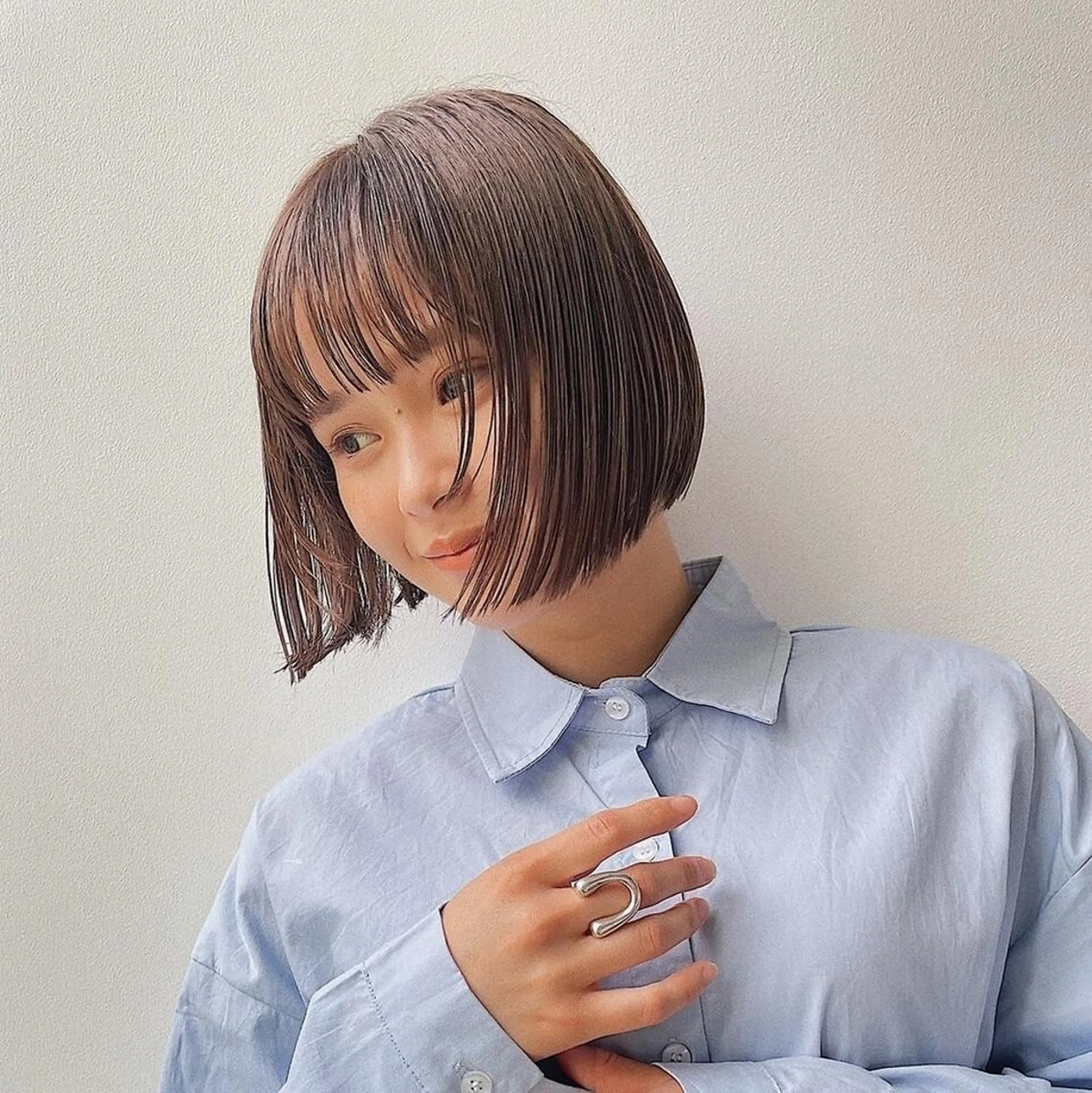 ショート カット ヘアカラー トリートメント ☘️ハイトーンボブ ☘️初めてのボブ💫のヘアスタイル