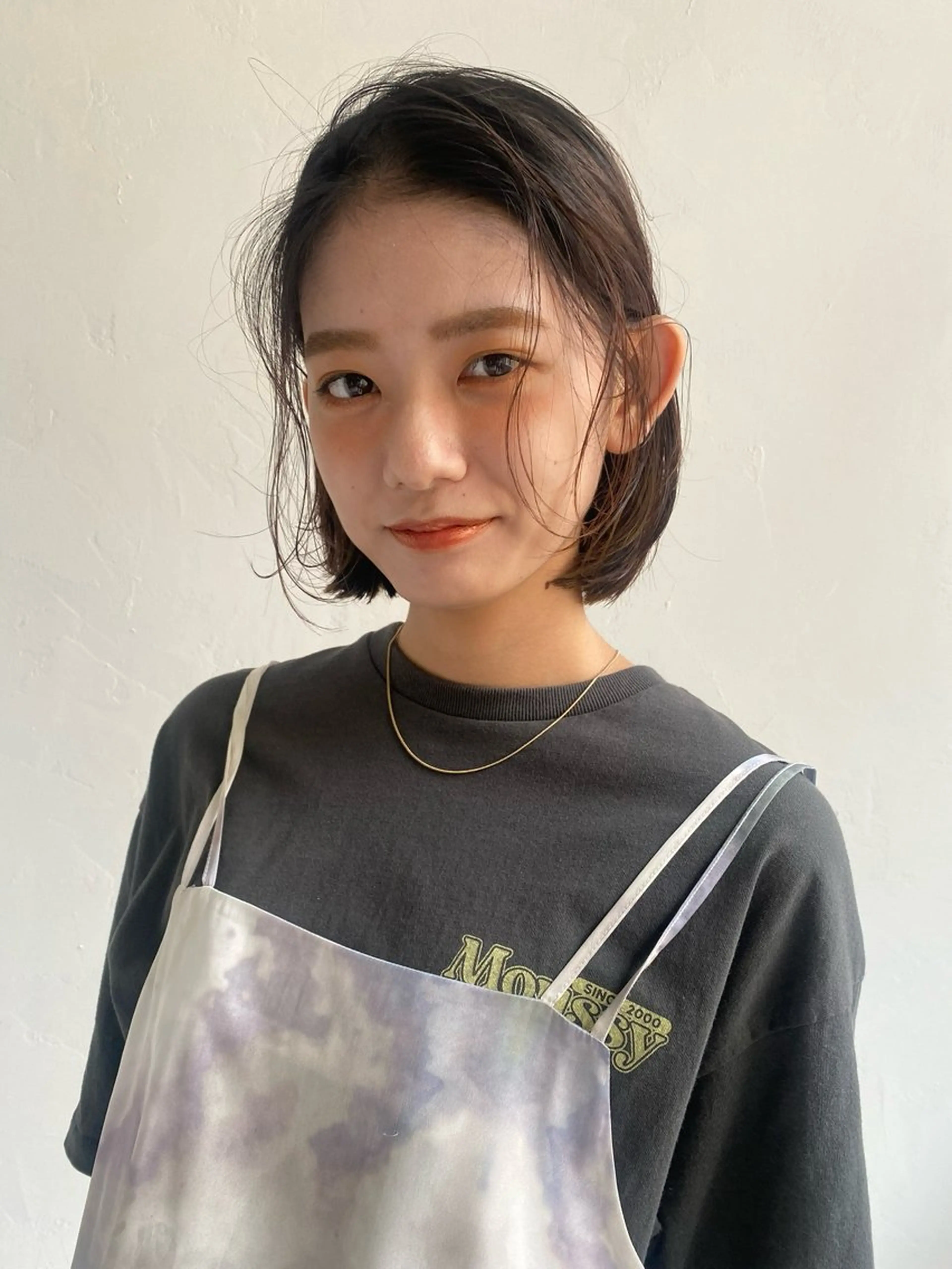 ミディアム Pros所属・nana/レイヤー /酸性ストレートのヘアスタイル