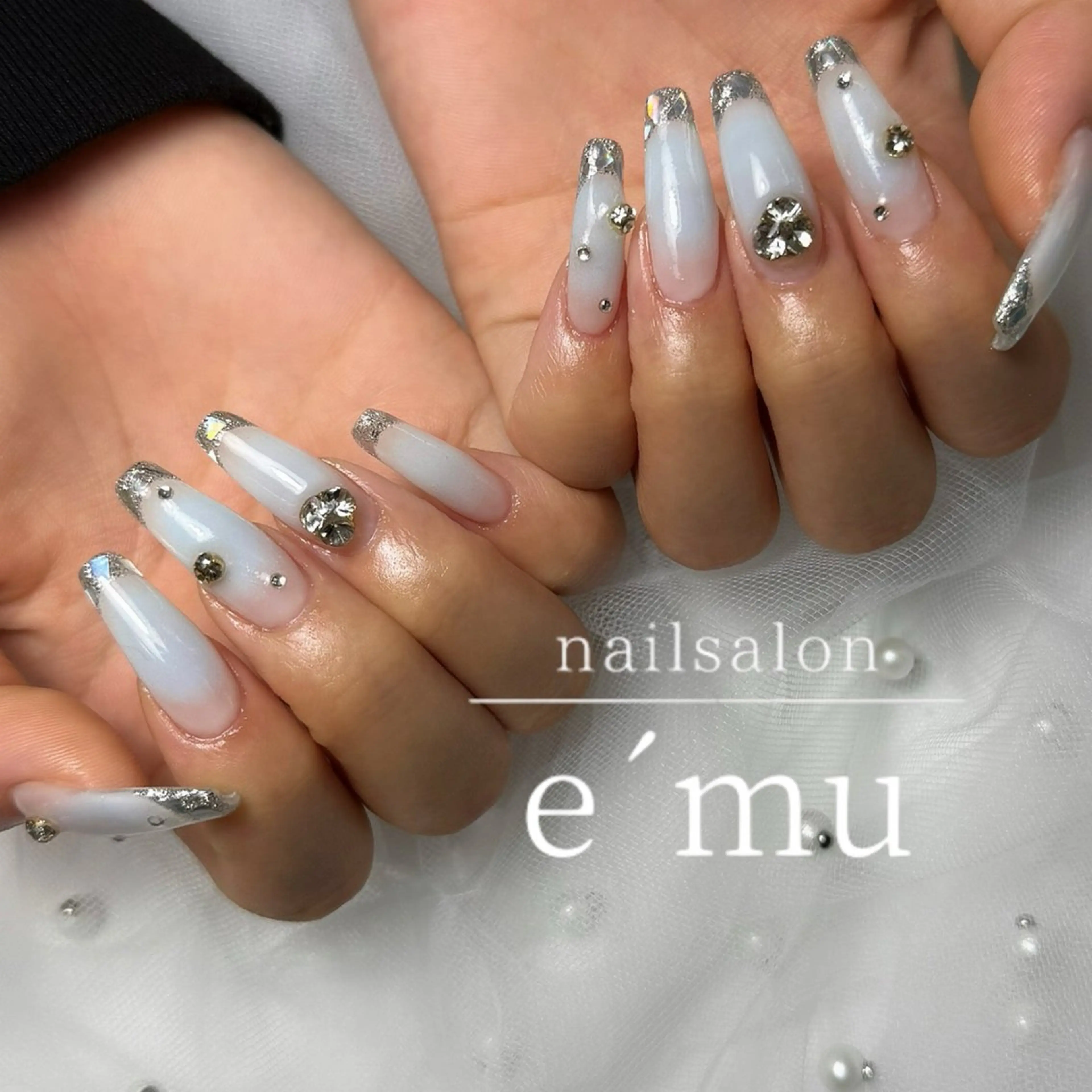 ネイル フレンチネイル ガラスフレンチ nailsalon e´muのネイルデザイン