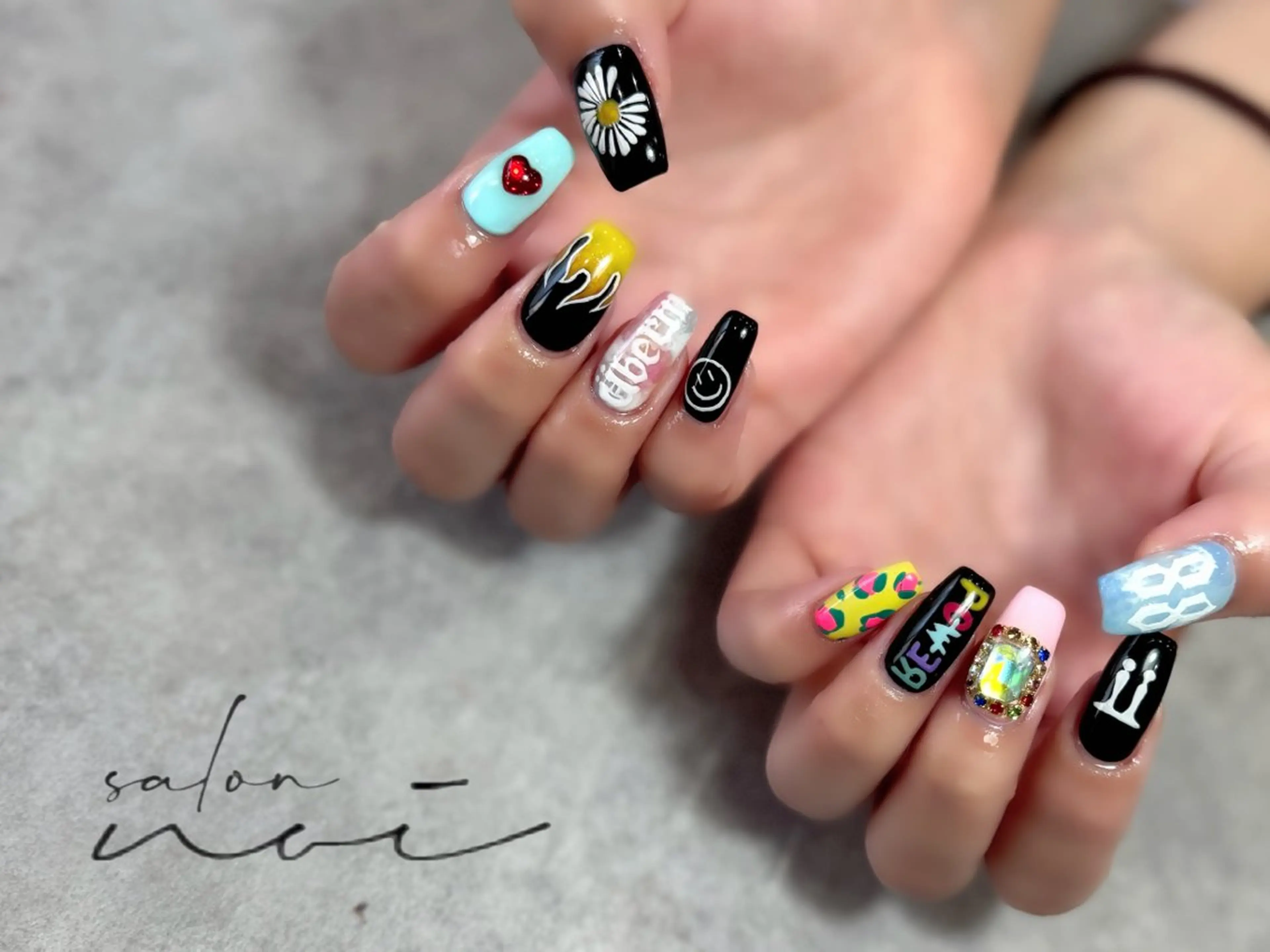ネイル アートネイル ハンドネイル salon noi所属・salon noiのネイルデザイン