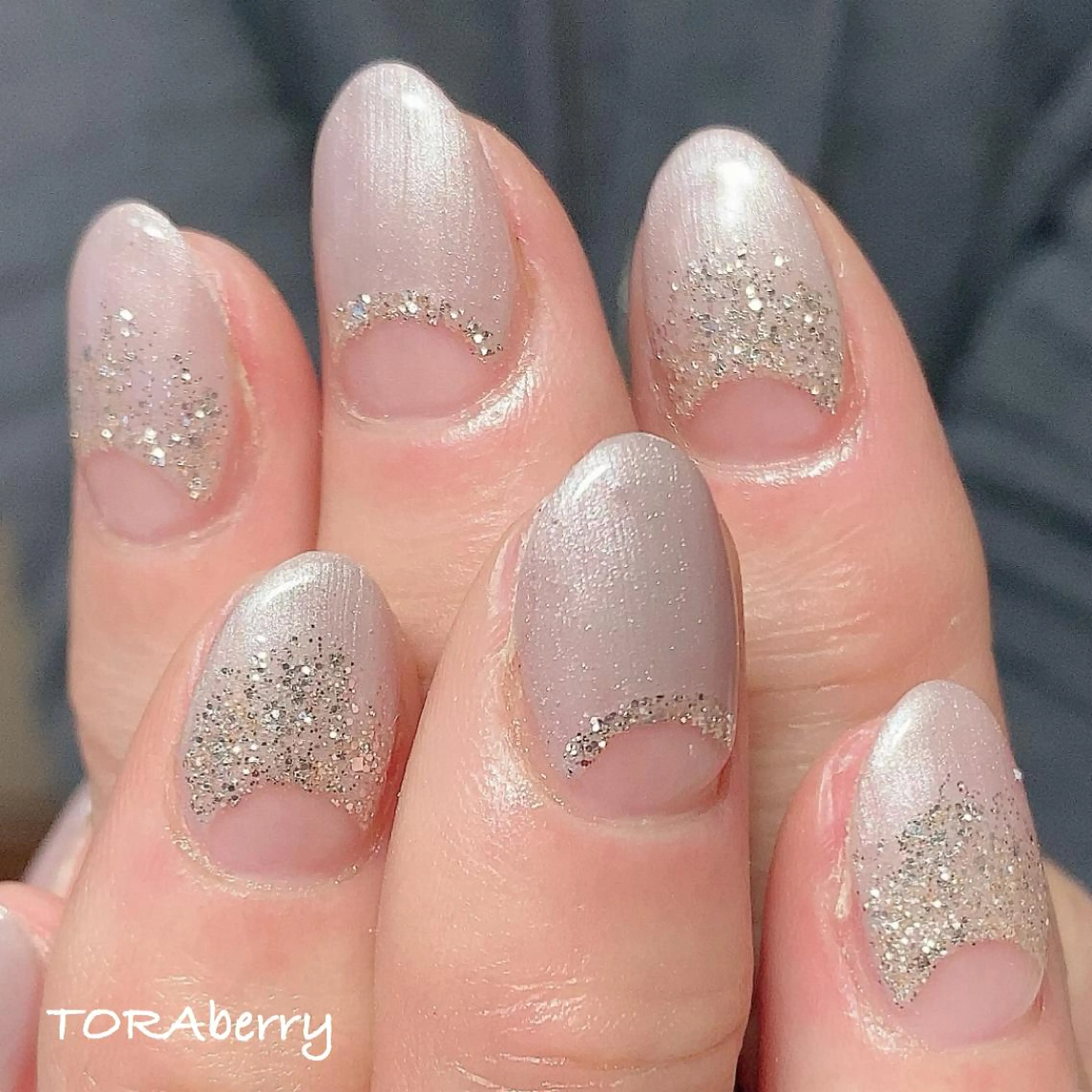 ネイル フレンチネイル 逆フレンチ ハンドネイル ネイリスト なつみのネイルデザイン