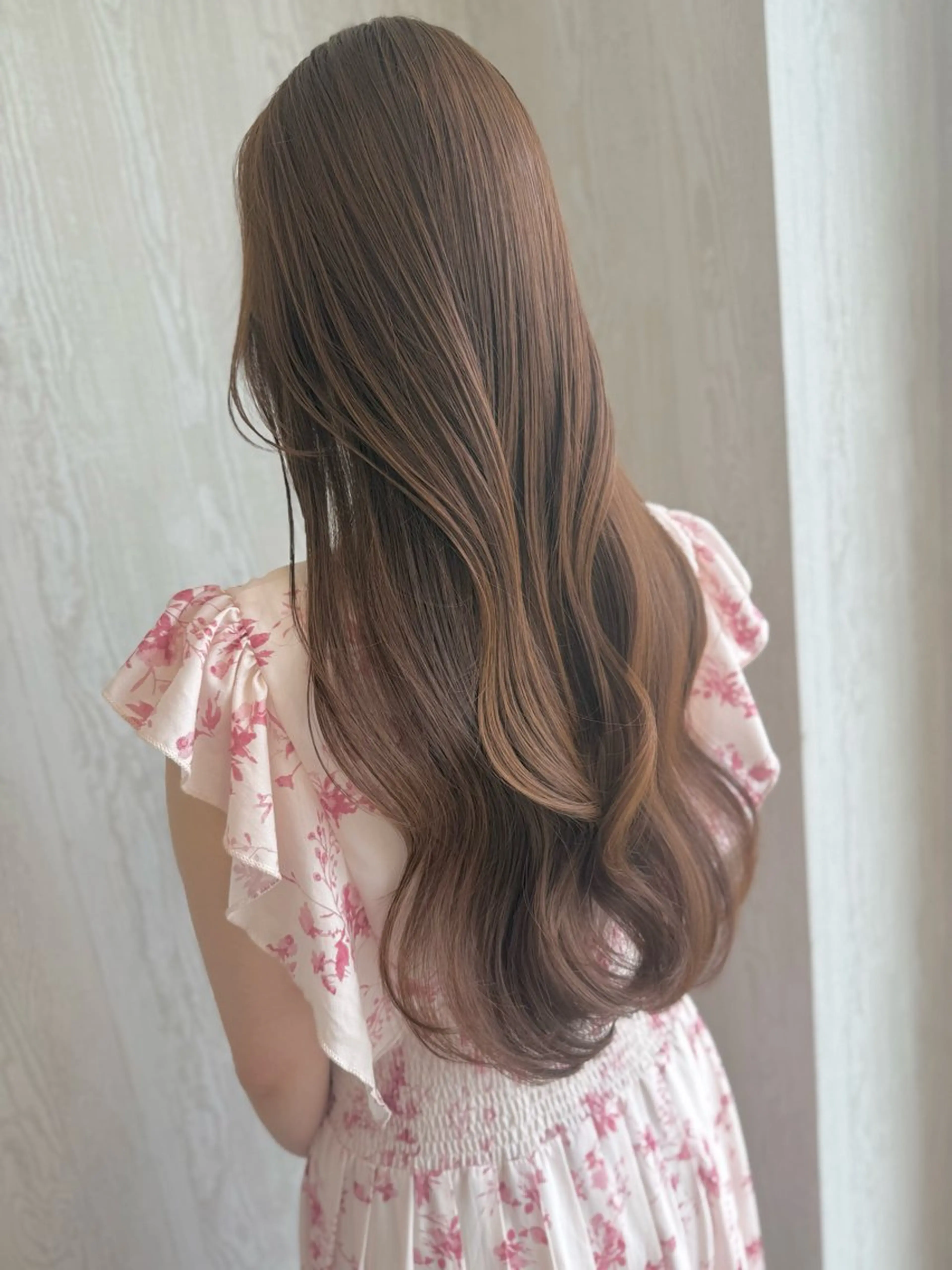 ロング カラー 顔周りカット レイヤーカット ウルフカット ヘアカラー トリートメント 河合秀明/ハイライト /インナーカラーのヘアスタイル