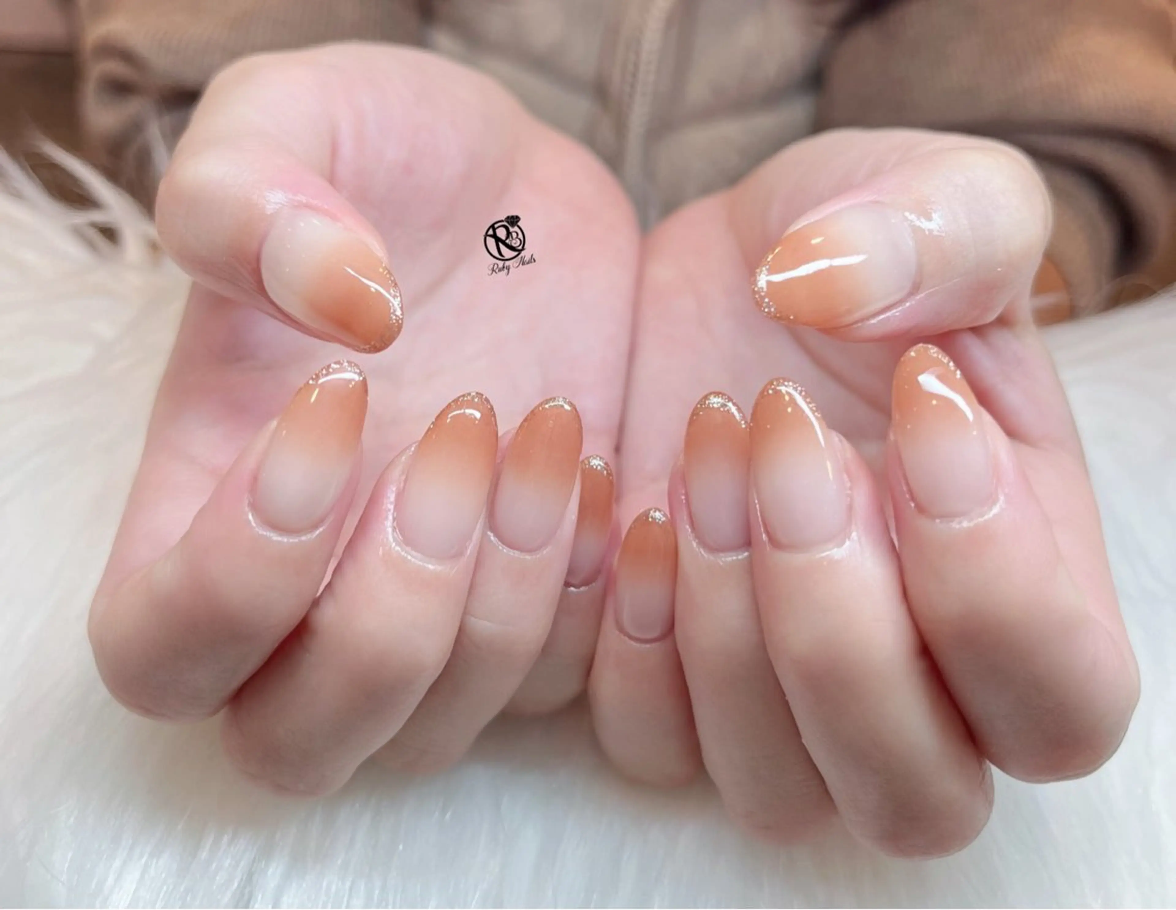 ネイル チークネイル フットネイル フレンチネイル グラデーション キラキラネイル ハンドネイル Yukichan 日暮里店のネイルデザイン