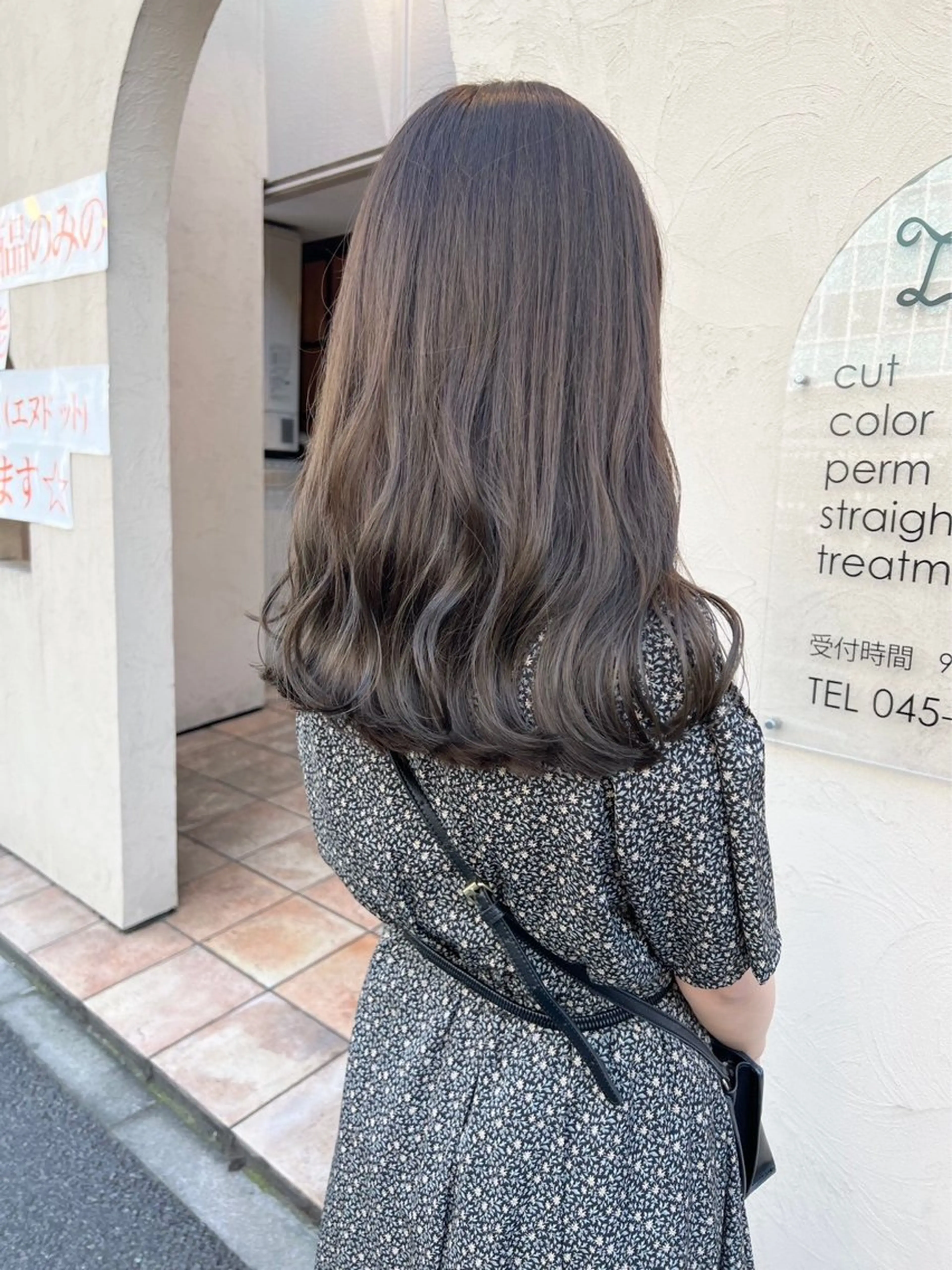 ロング カラー アッシュ ベージュカラー カット ヘアカラー 田中 元規のヘアスタイル
