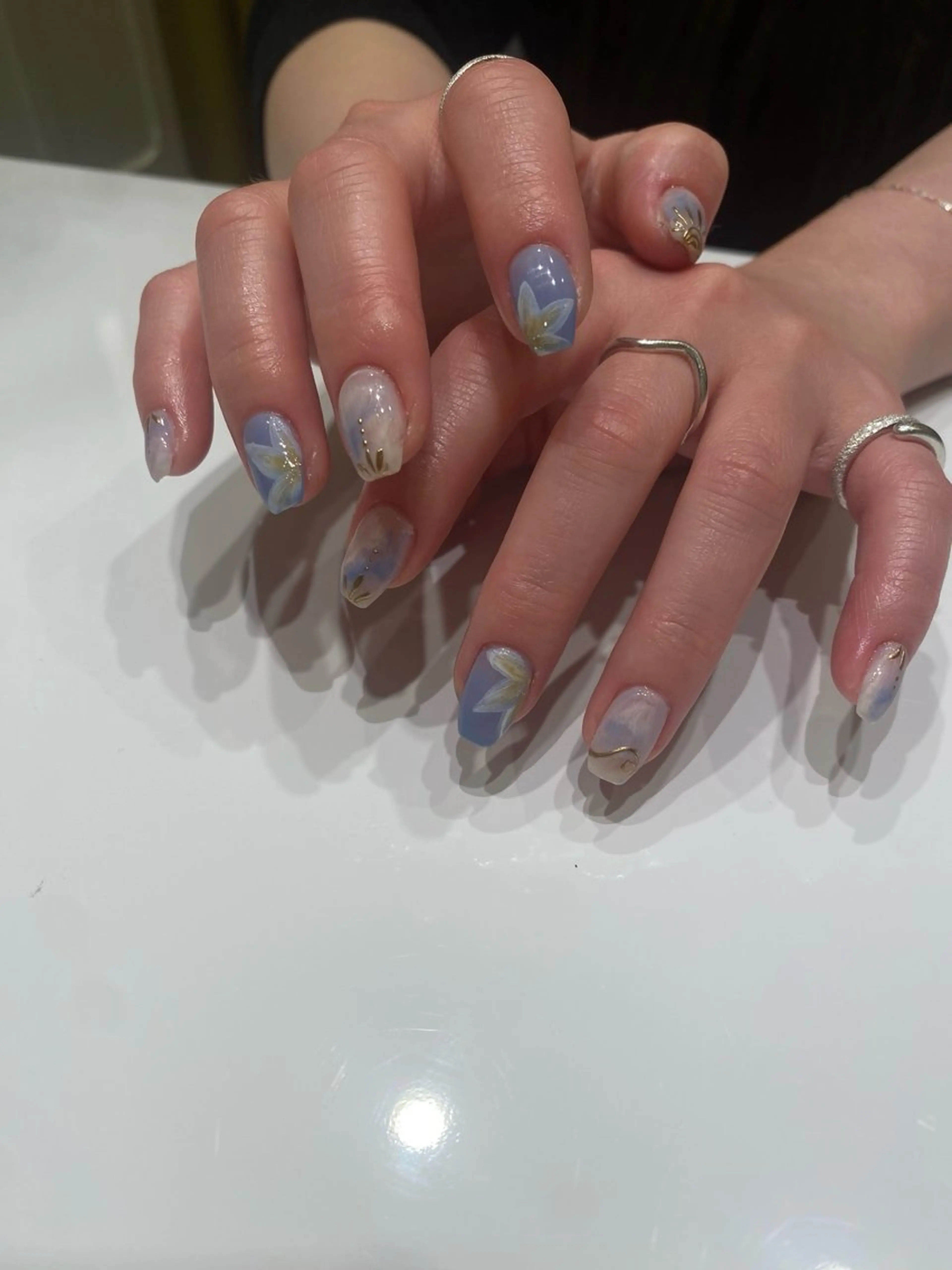 ネイル EARTH coiffure beaute 東松山店所属・町田 杏花のネイルデザイン