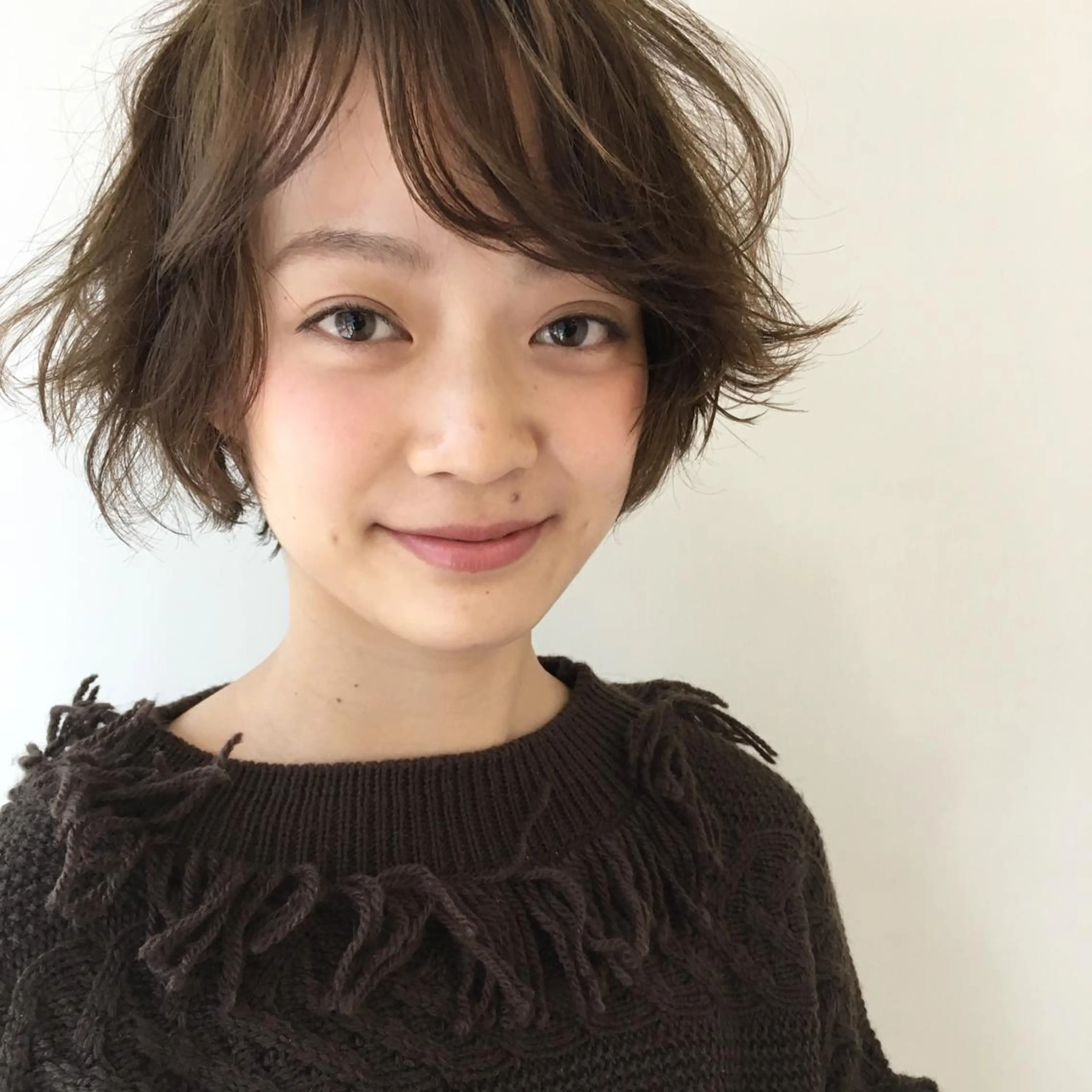 ショート カラー パーマ 三大寺 慶悟のヘアスタイル