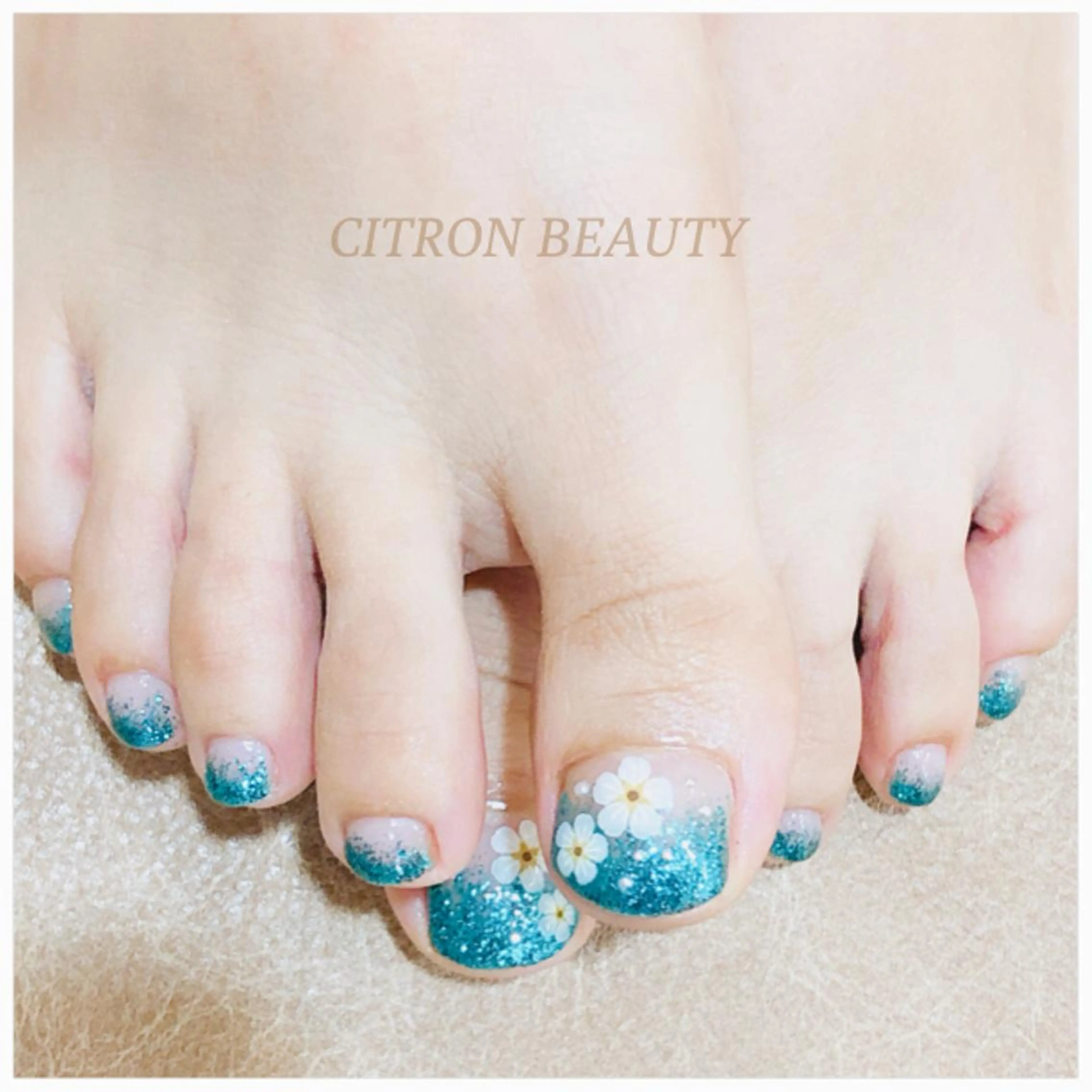 ネイル 夏ネイル フットネイル CITRON NAIL💅冨田のネイルデザイン
