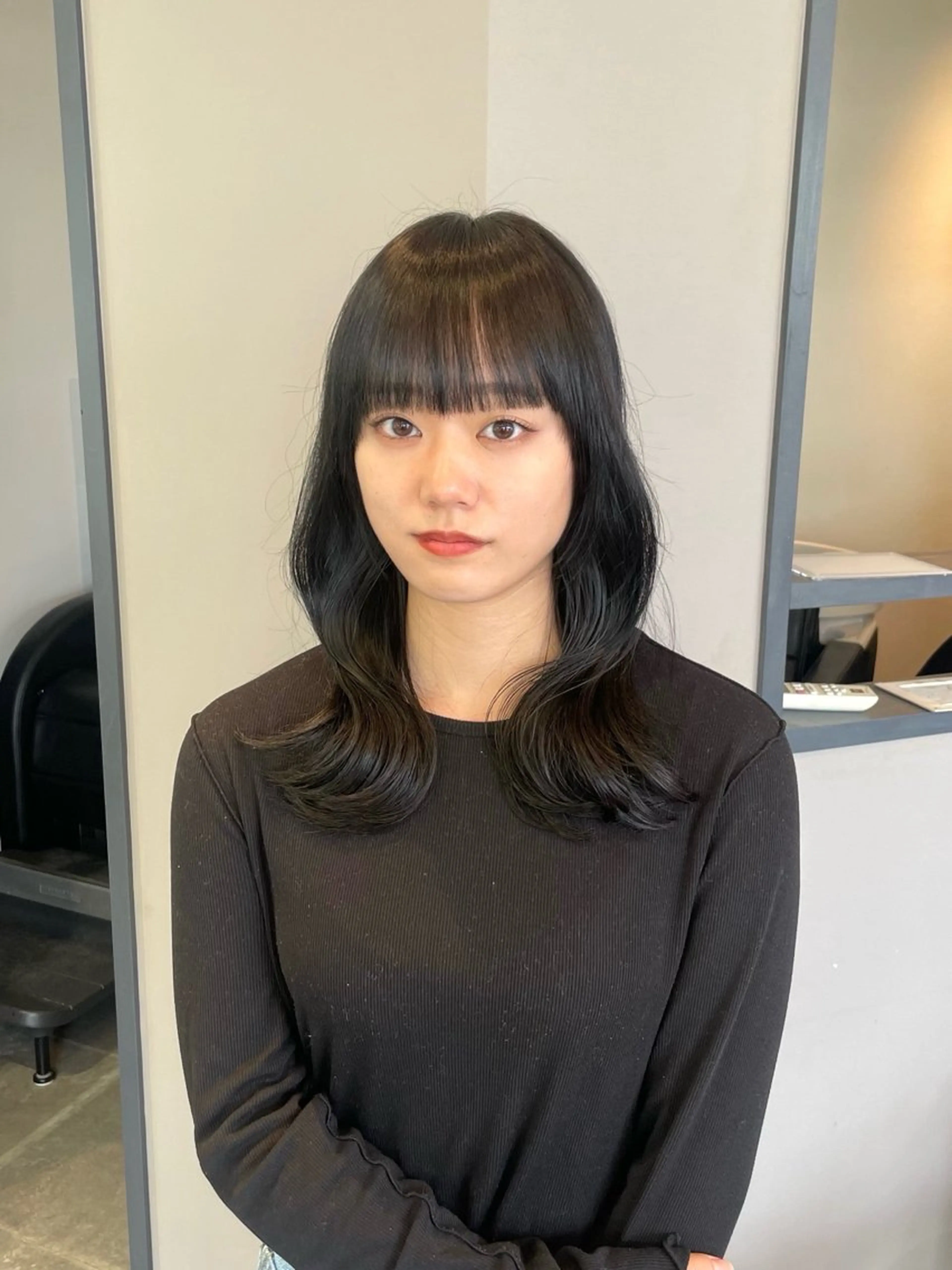 セミロング カラー カット ヘアカラー トリートメント 西村 れいのヘアスタイル