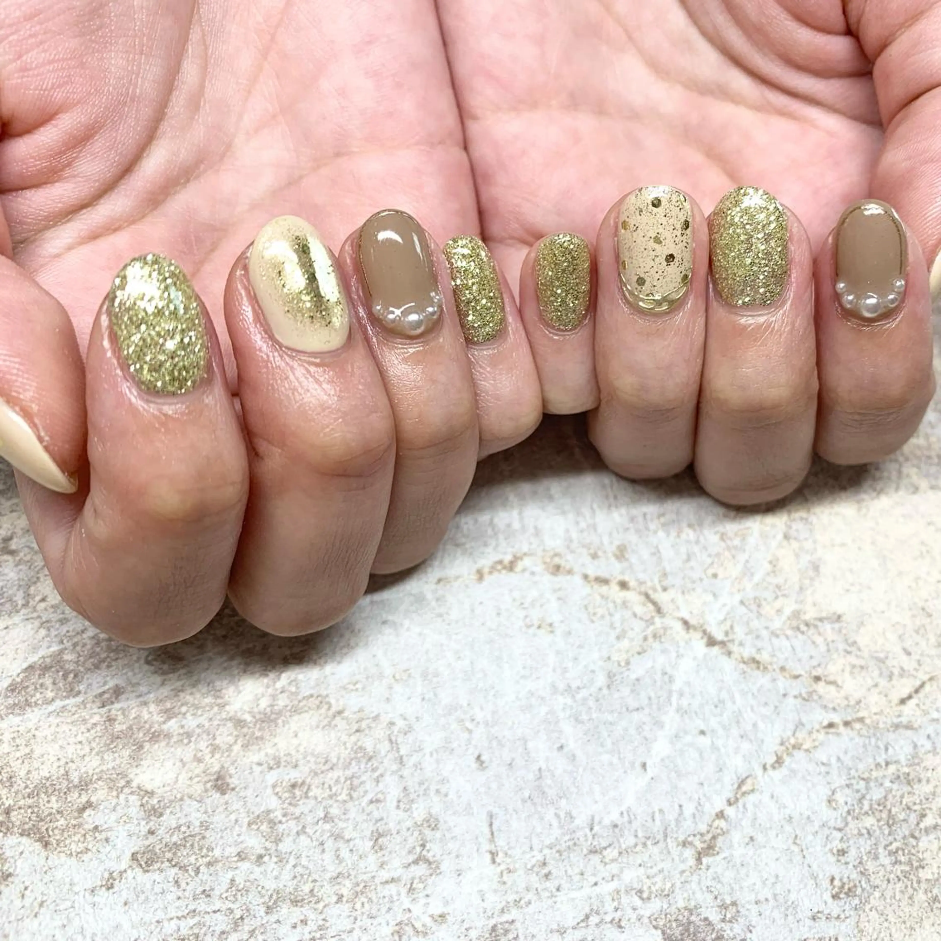 ネイル ハンドネイル ウシク ミユキのネイルデザイン