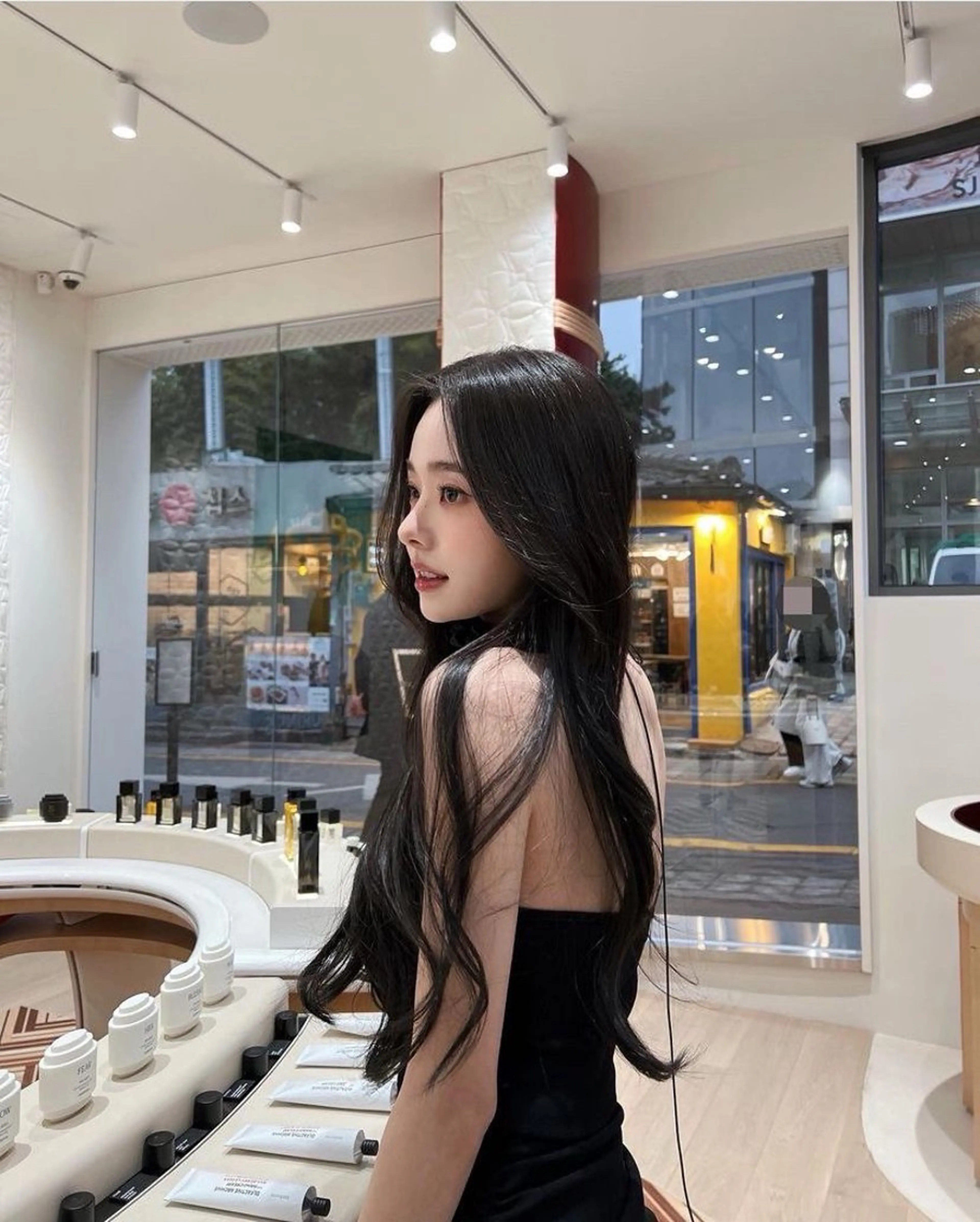 ロング カラー カット ヘアカラー 韓国風暗髪ヘア🤍 🫧MIREIのヘアスタイル