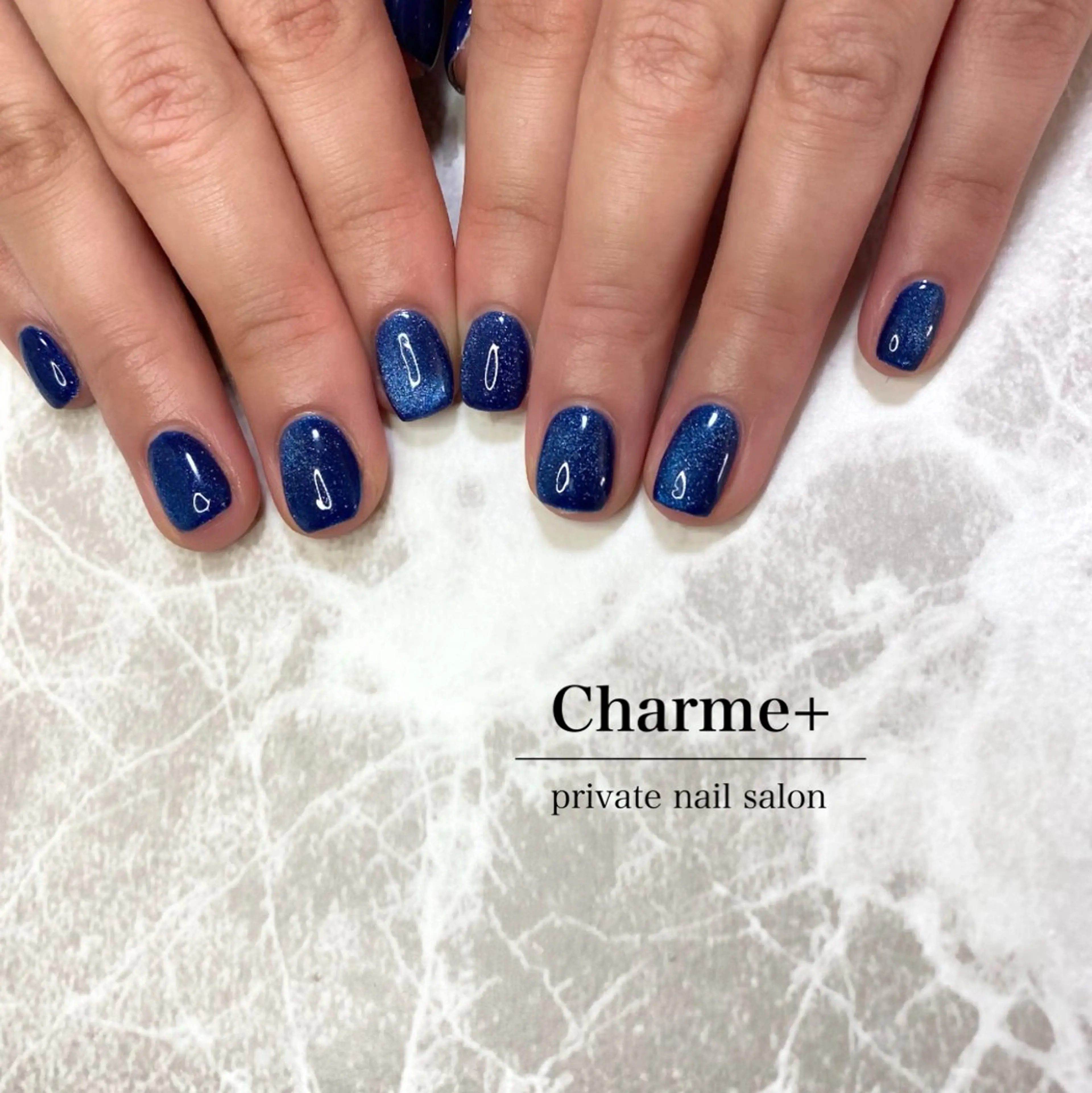 ショート ハンドネイル Aoi .の眉毛・アイブロウイメージ