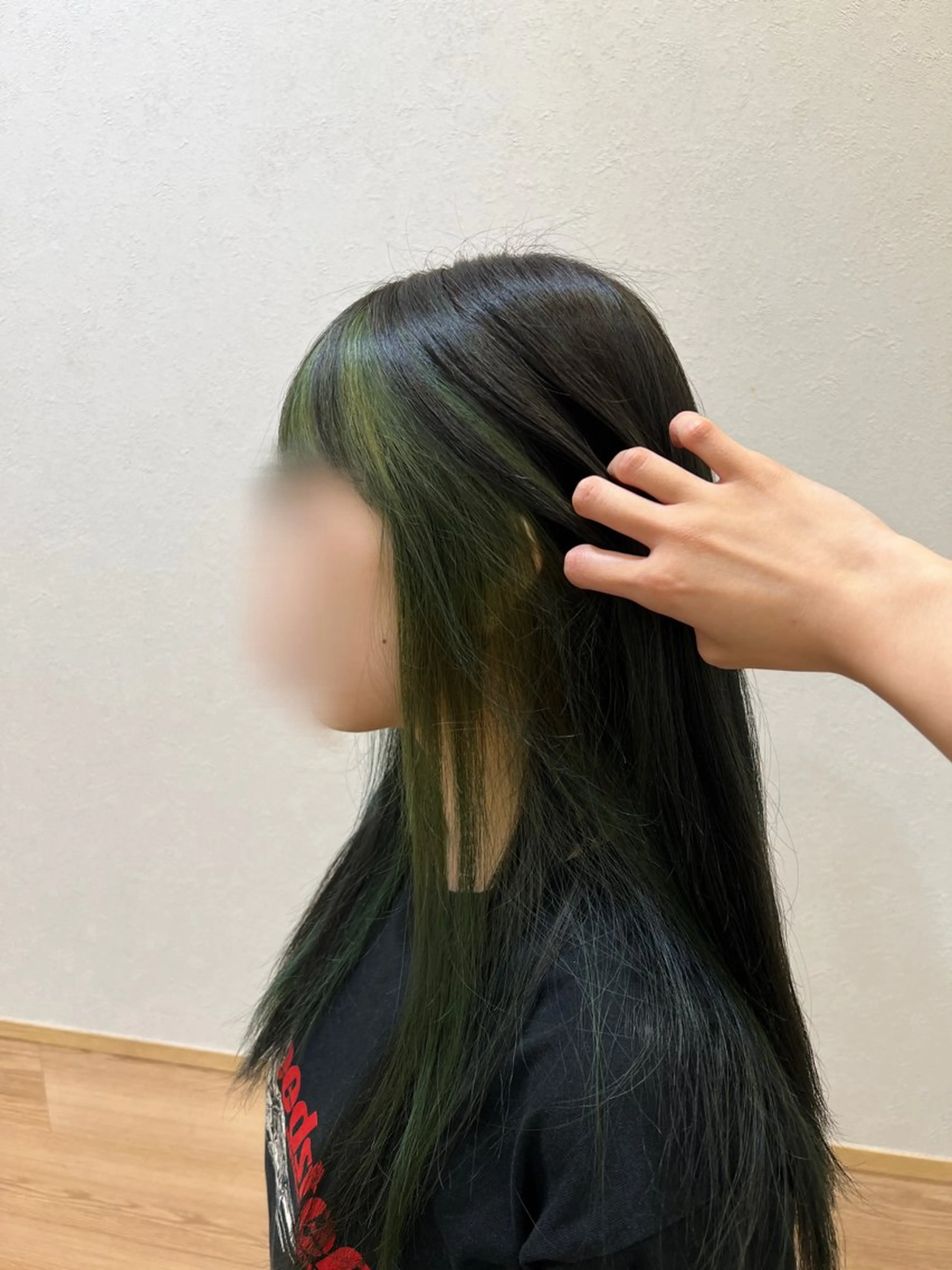 ロング カラー ミストバング フェイスフレーミング カット ヘアカラー トリートメント 山口 玖瑠美のヘアスタイル