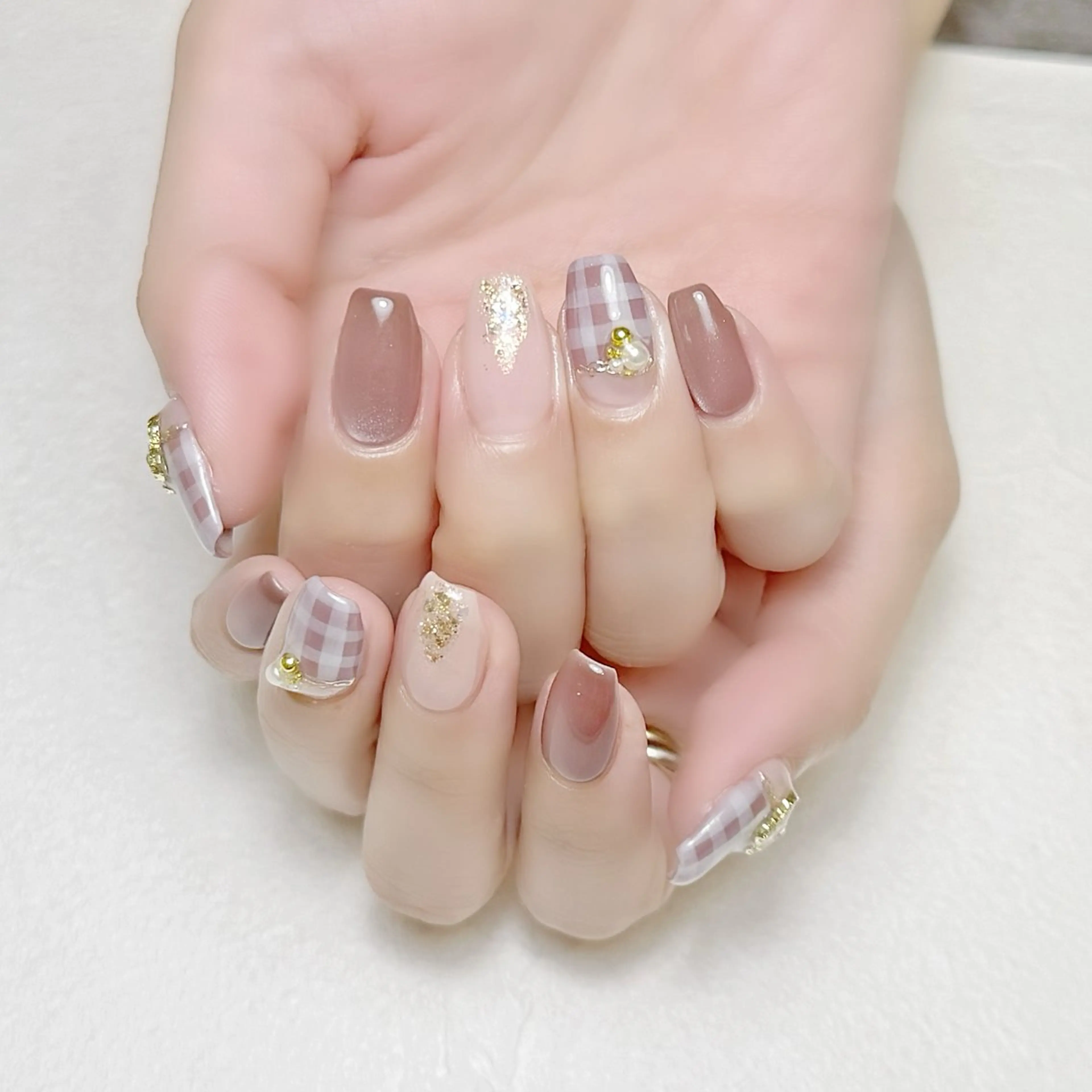 ネイル ブラウン キラキラネイル ミラーネイル 夏ネイル rouse nail RISATOのネイルデザイン