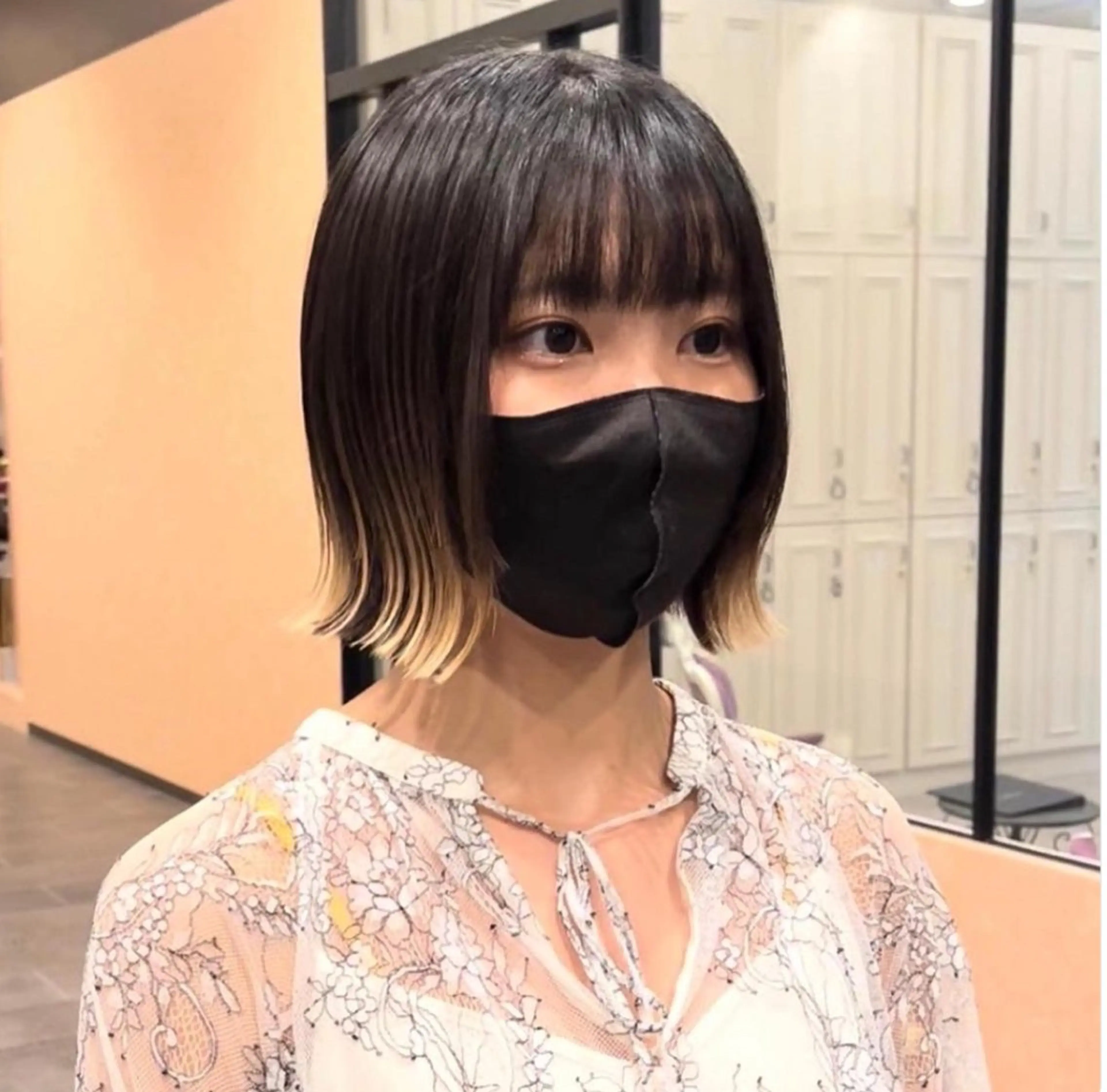 ミディアム LaBless 梅田　杉田啓祐のヘアスタイル