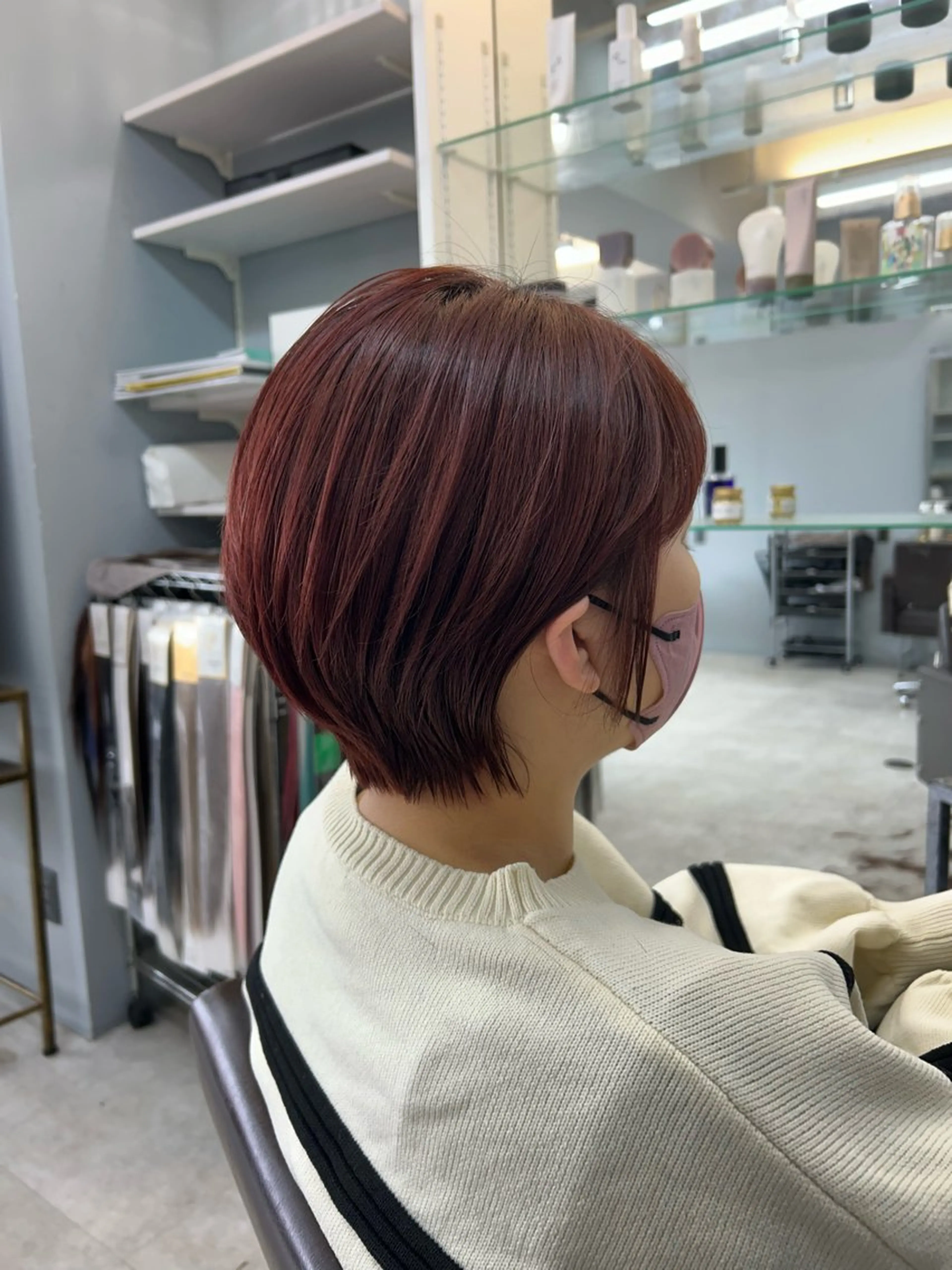 ショート カラー hair atelier OZ桑野店所属・阿佐見 若菜のヘアスタイル