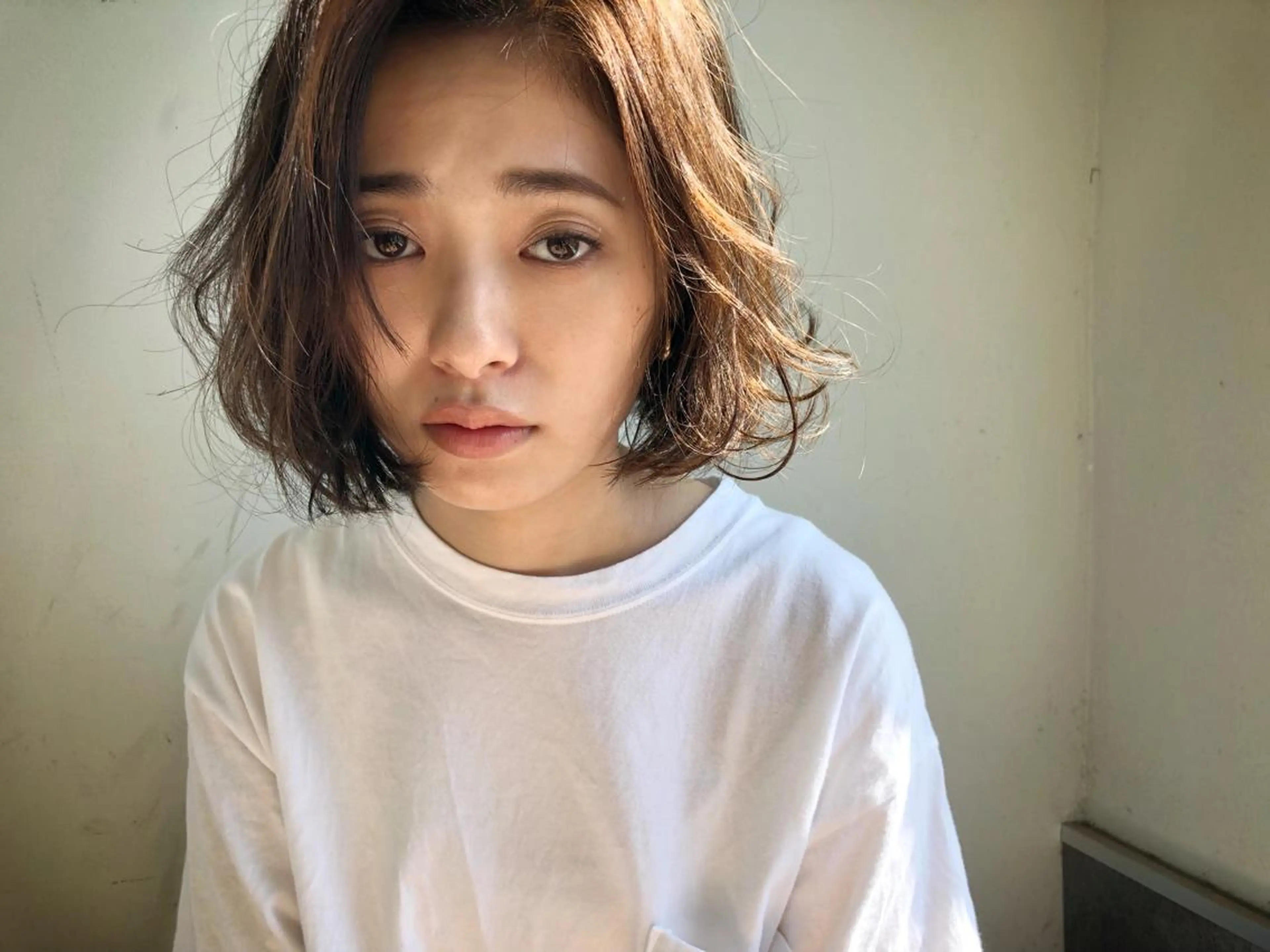 ミディアム 切りっぱなしボブ ボブ 小澤大輔 YOLO hairのヘアスタイル
