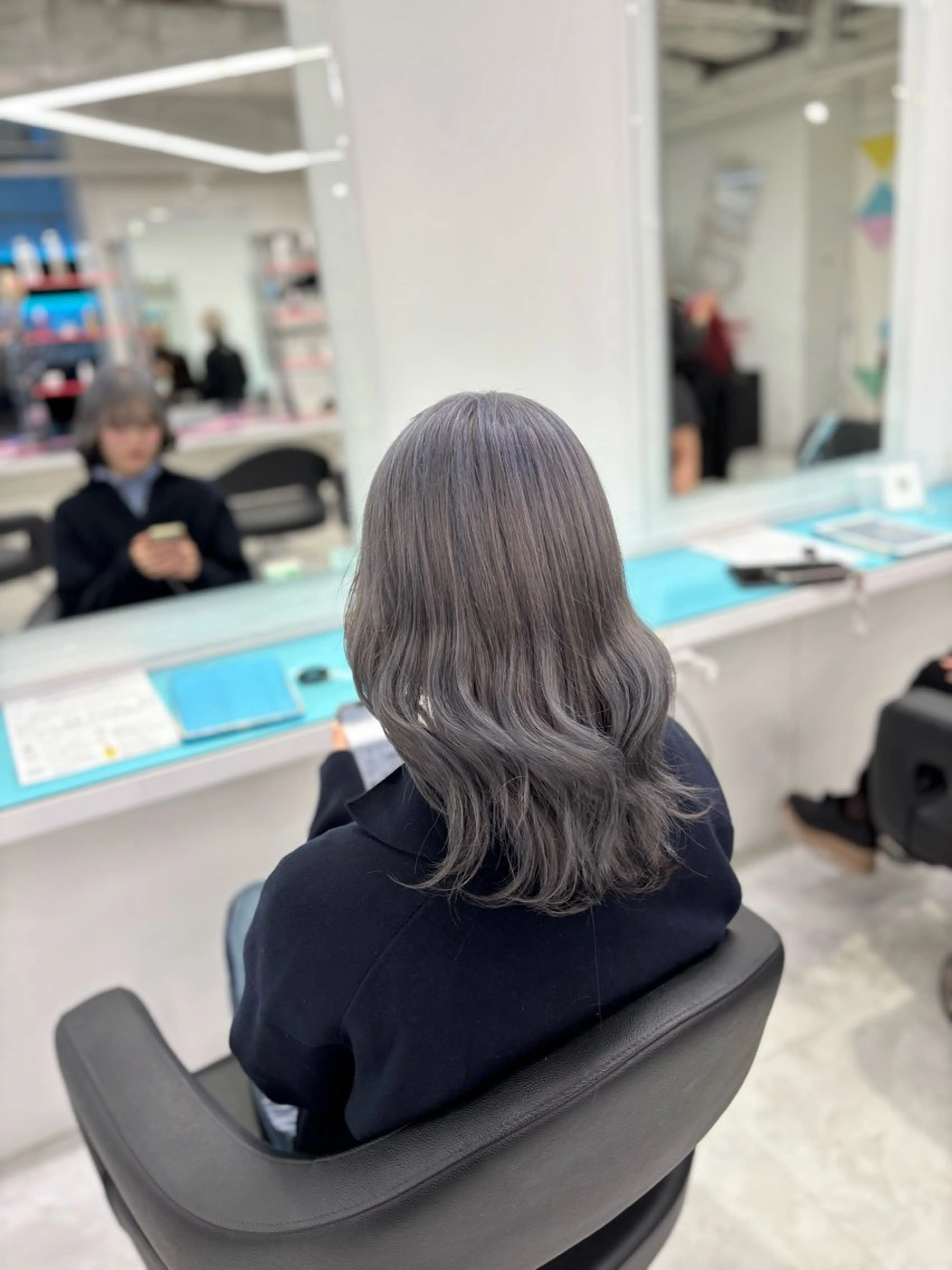 セミロング カラー カット ヘアカラー 大人っぽベージュ🤍 当日予約◎ヒロトのヘアスタイル