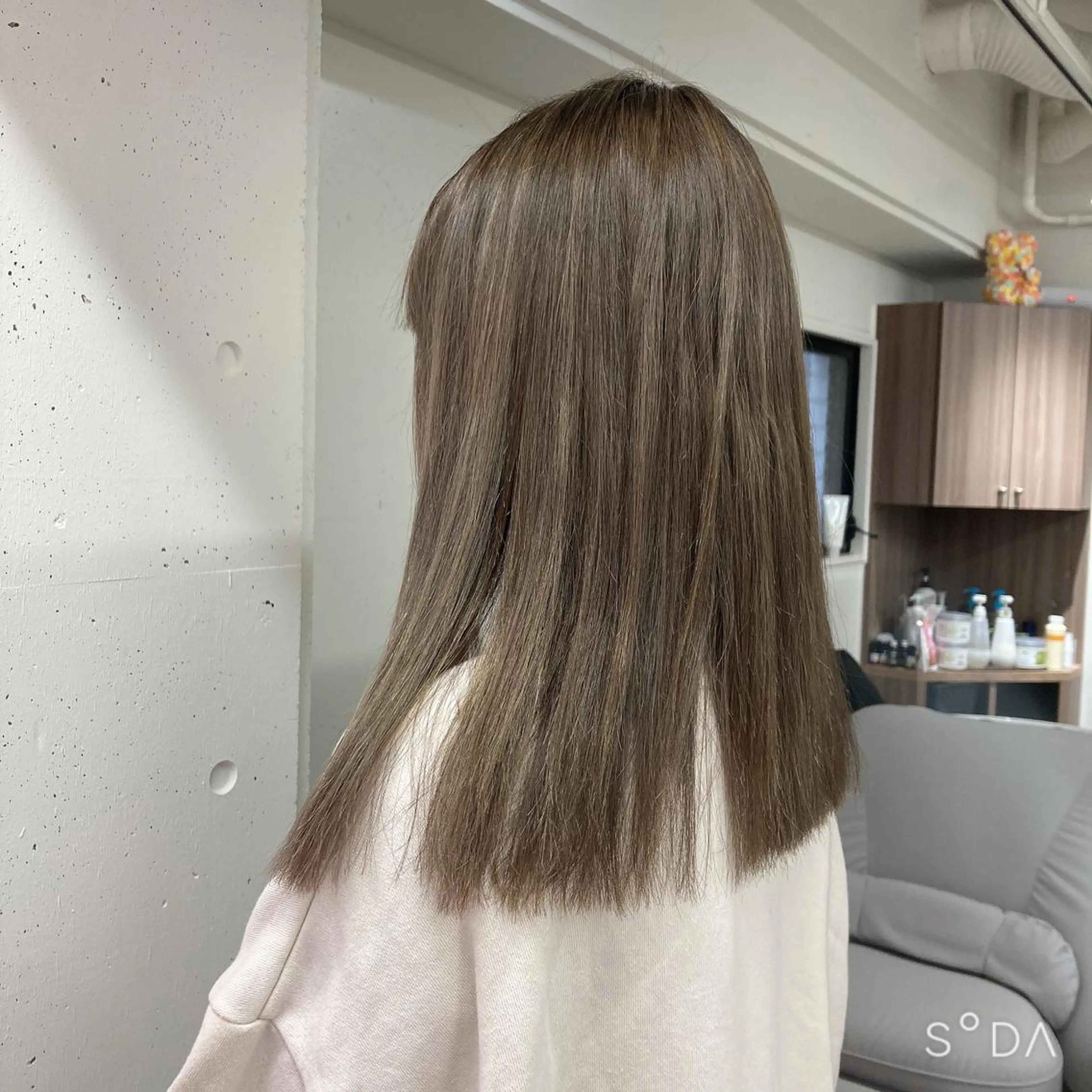 セミロング カラー ベージュカラー カット ヘアカラー ミルミー美容室所属・🦄💒💓齎藤 七海子🦄💒💓のマツエク・マツパデザイン