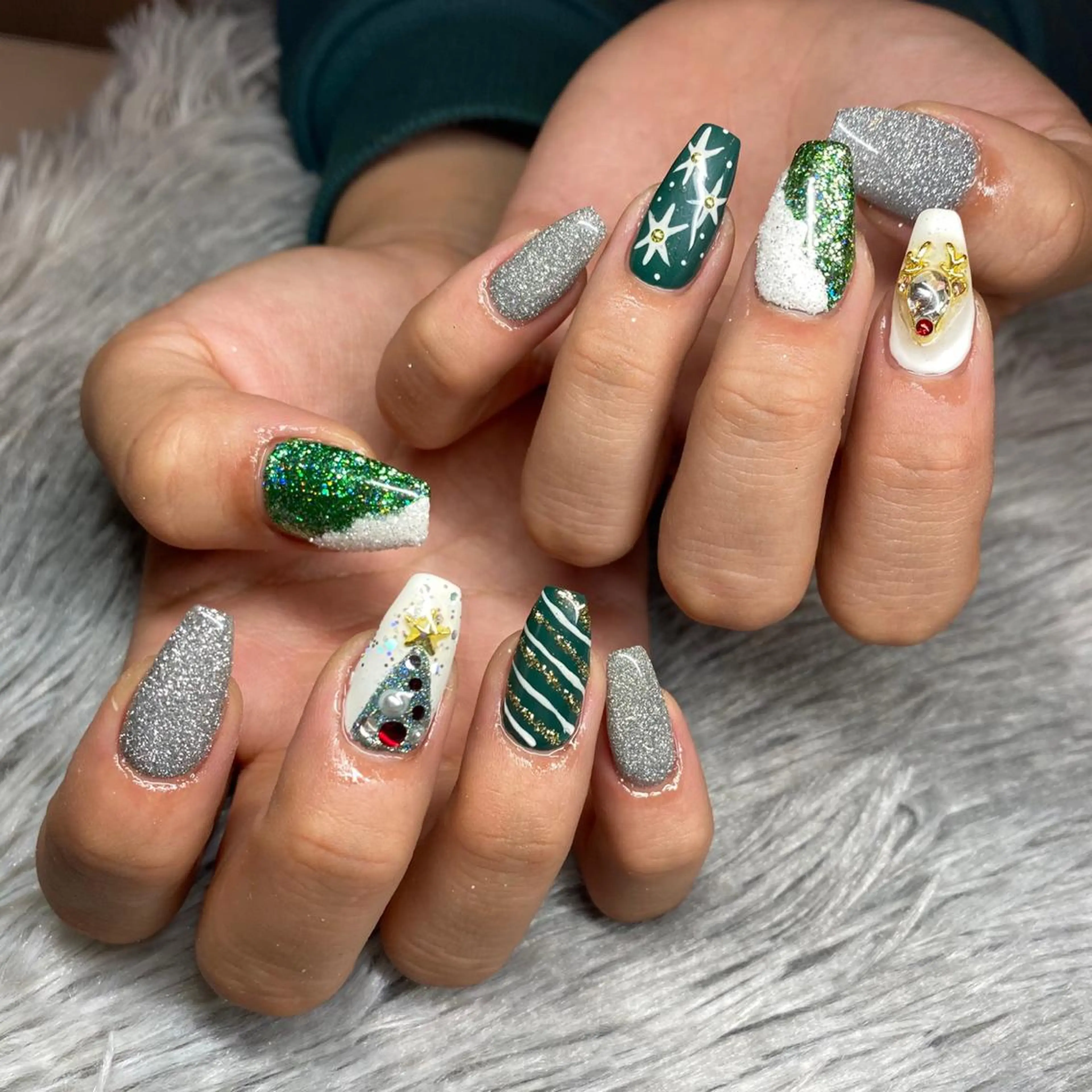 ネイル sarina nailのネイルデザイン