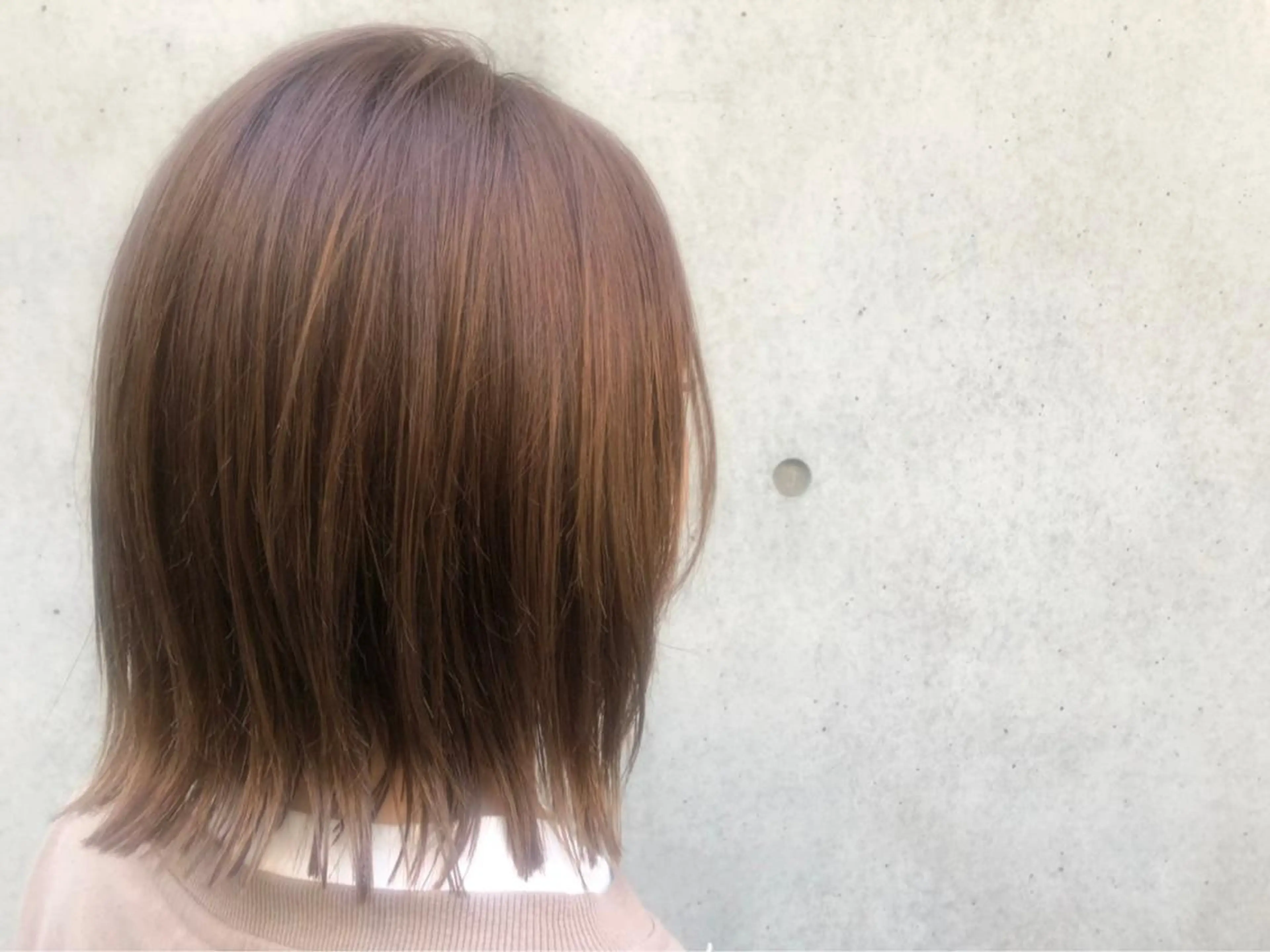 ショート カラー 平 ちひろのヘアスタイル