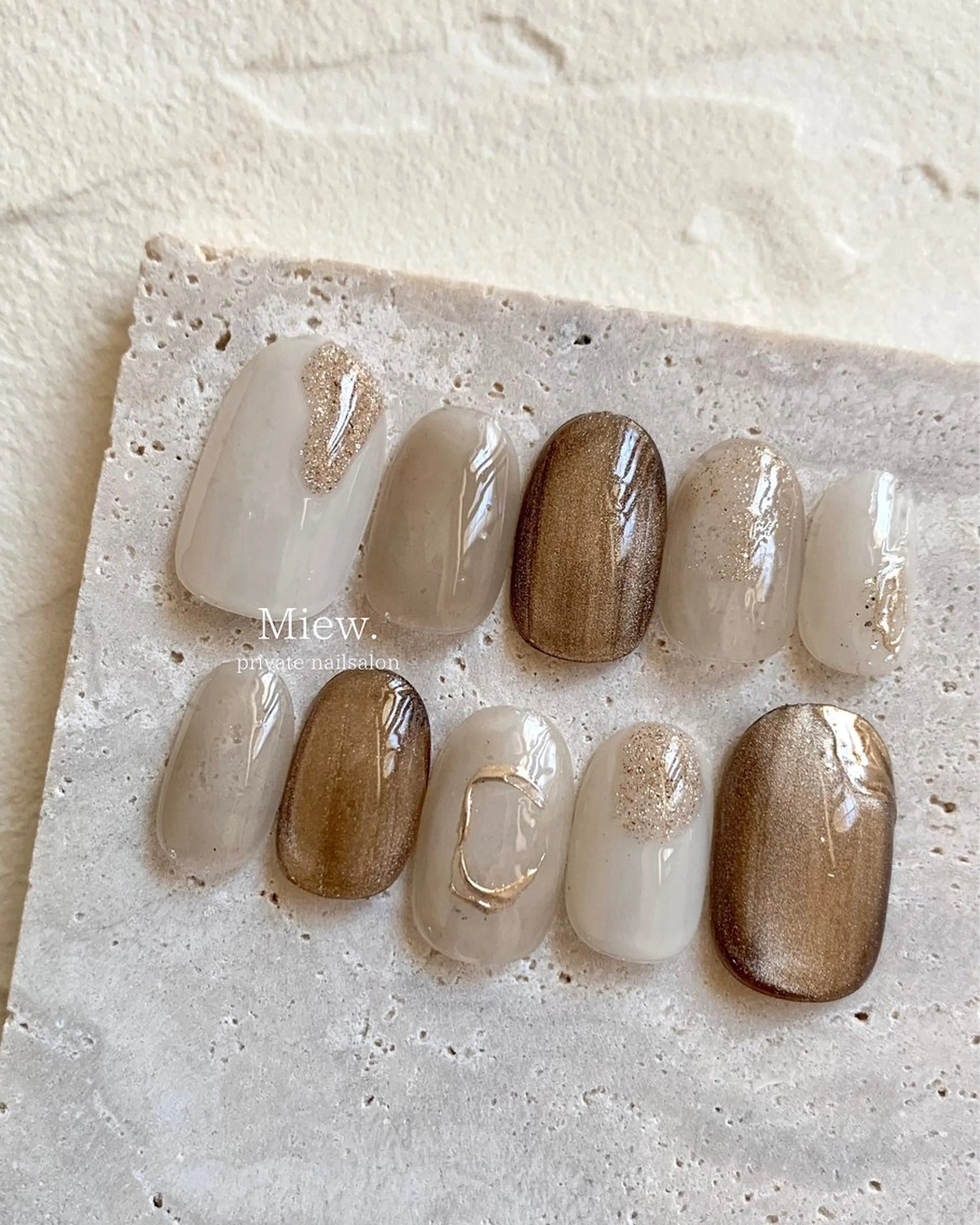 ネイル ブラウン Mina🫧 【Miew.】のネイルデザイン