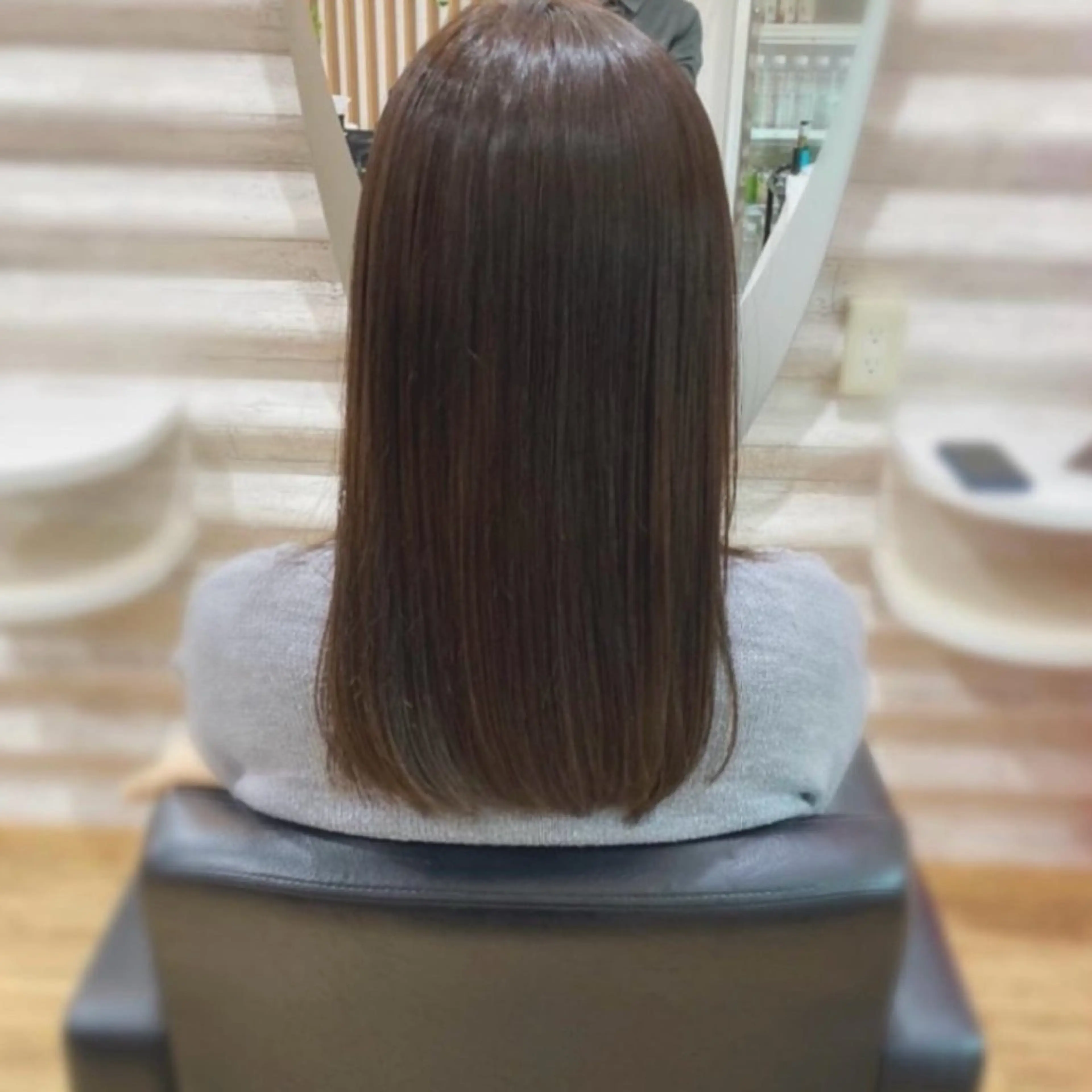 セミロング カラー 髪質改善 トリートメント カラーダメージが艶々 『ケア特化店』KONのヘアスタイル