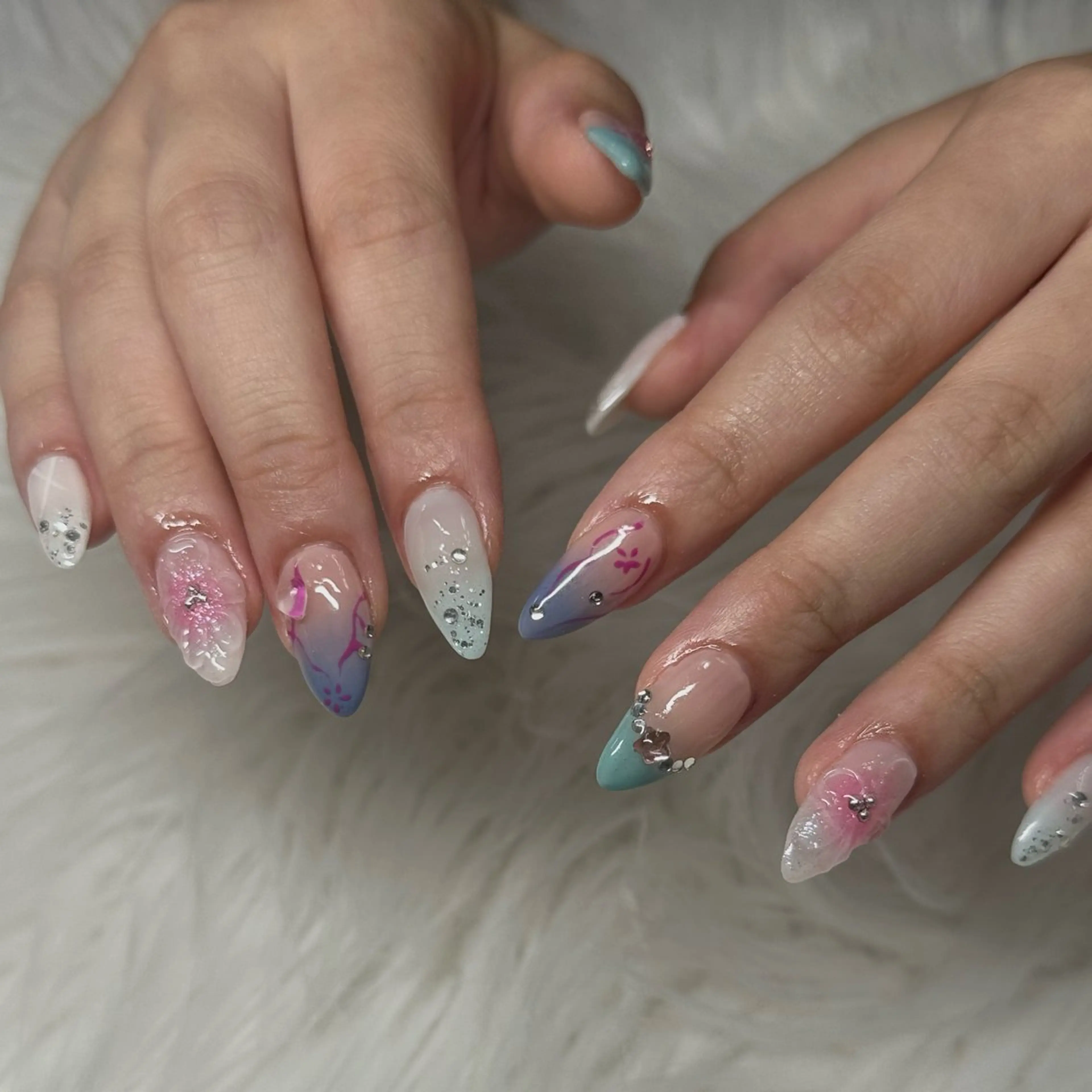 ネイル ハンドネイル mis uzuのネイルデザイン
