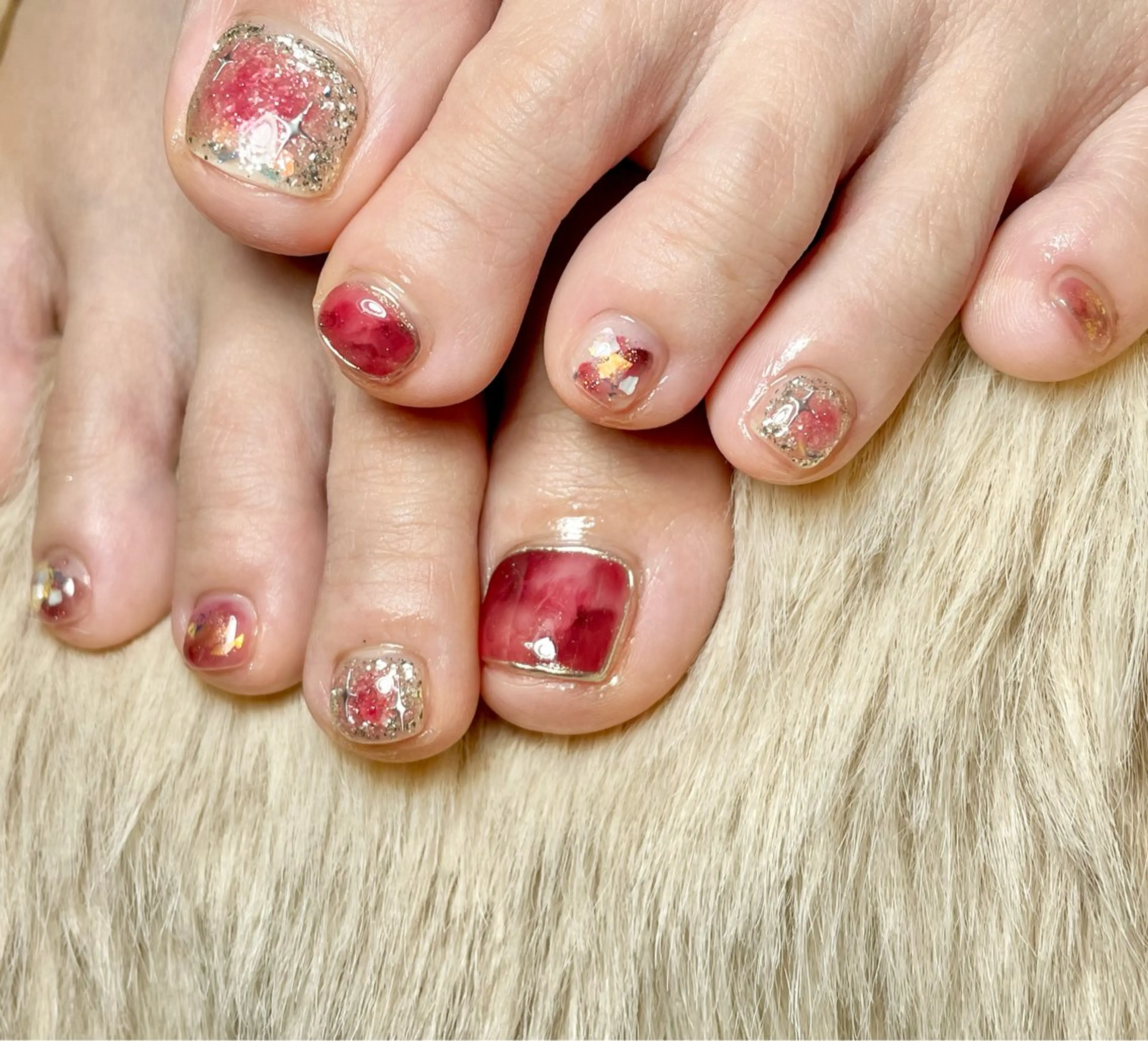 ネイル フットネイル ミラーネイル 持ち込み ニュアンスネイル フットネイル BEAUTY GARDEN 【nail salon unseul】所属・nana .のネイルデザイン