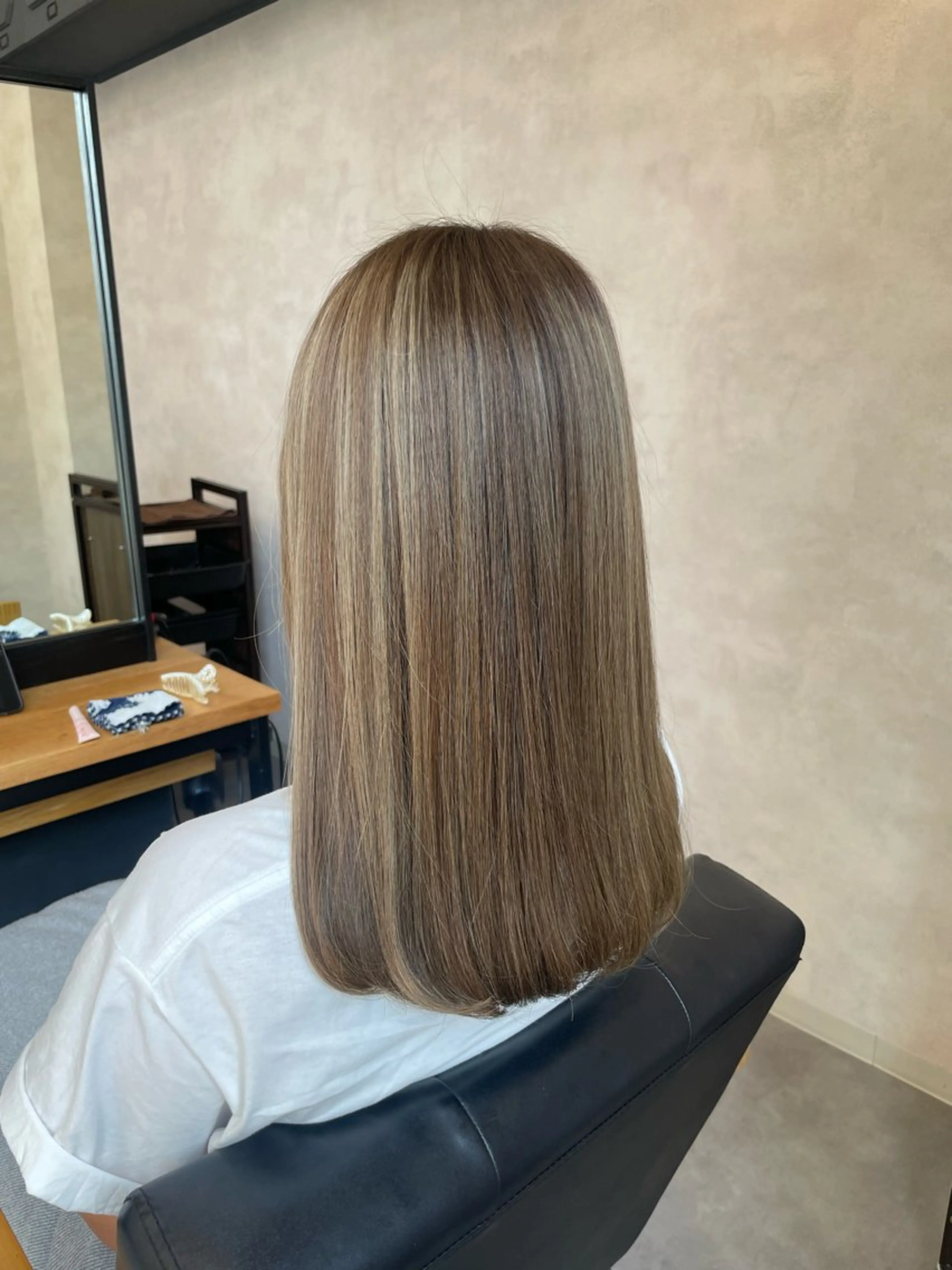 セミロング 今村 南穂のヘアスタイル