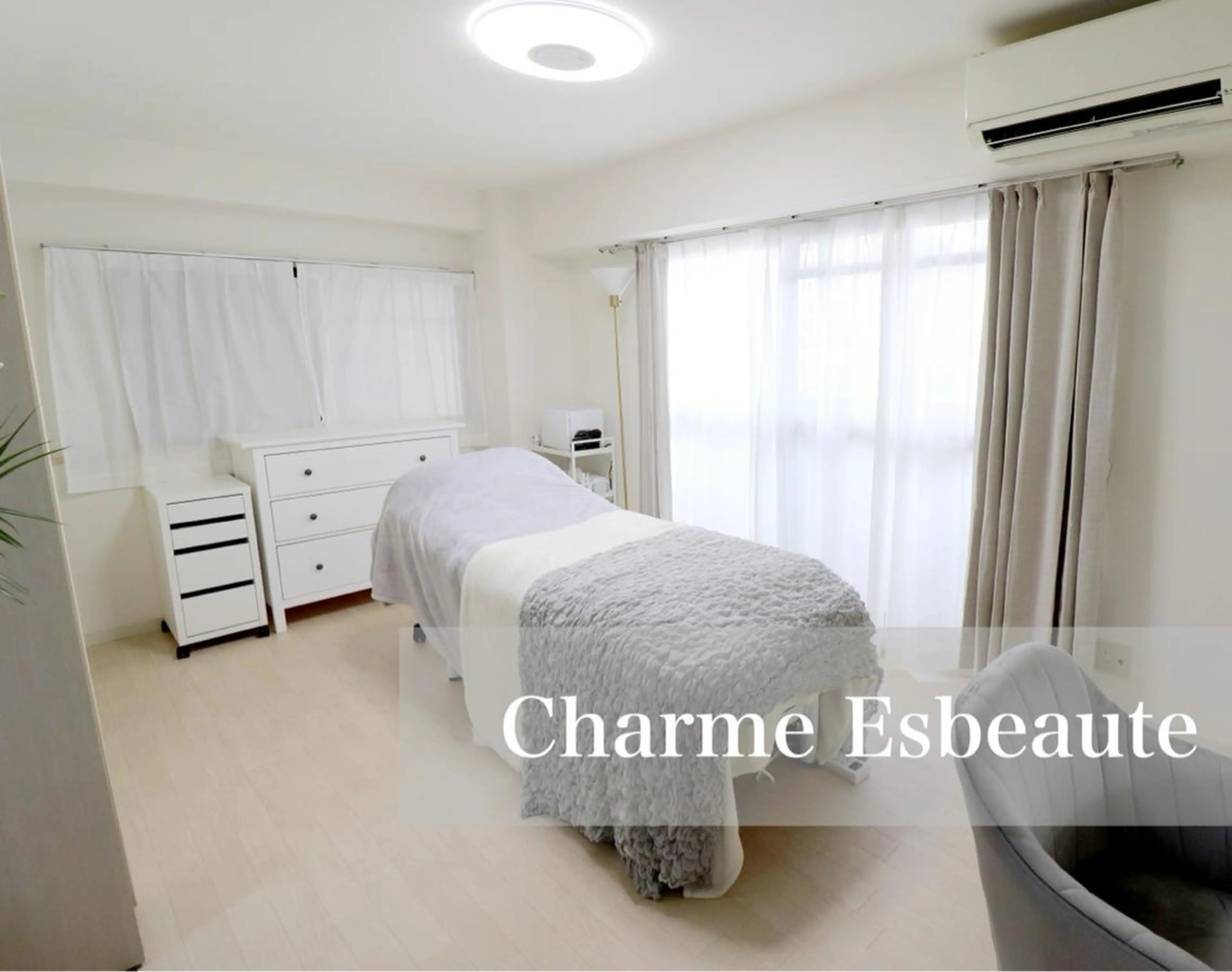 Charme Esbeaute所属・南森町LED エクパーマのマツエク・マツパデザイン