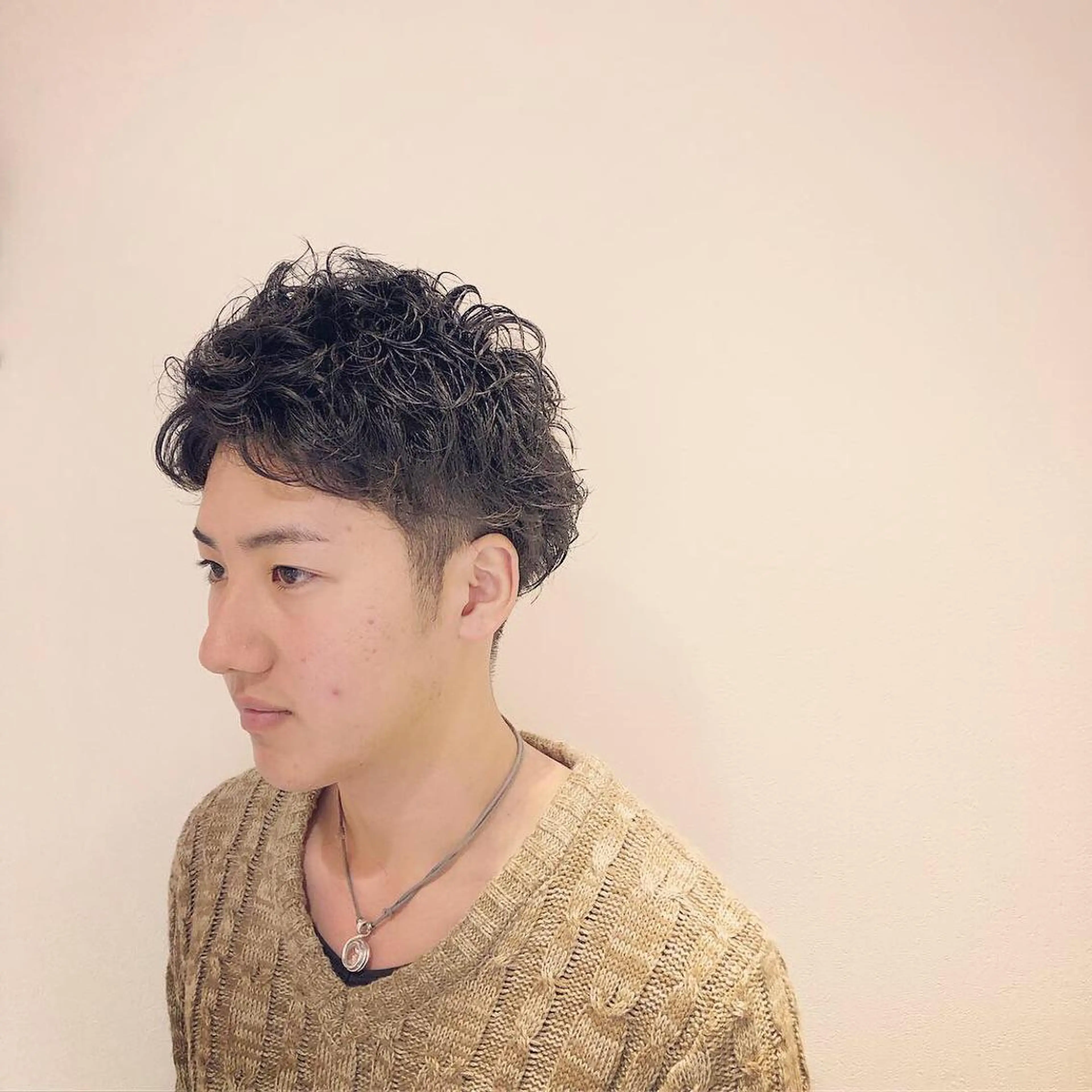 パーマ メンズ アップバング すみとも るなのヘアスタイル