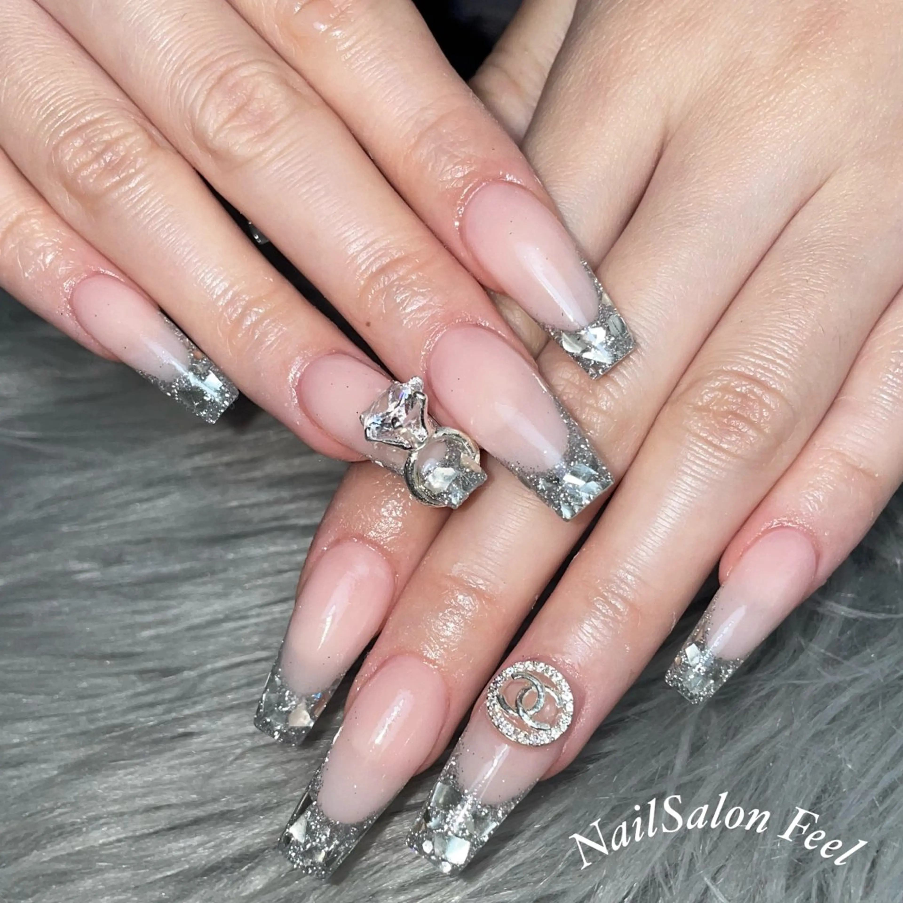 ネイル フレンチネイル ガラスフレンチ ハンドネイル ネイルサロンfeel茂原店所属・Feel ‪‪☺︎‬Yuriaのネイルデザイン