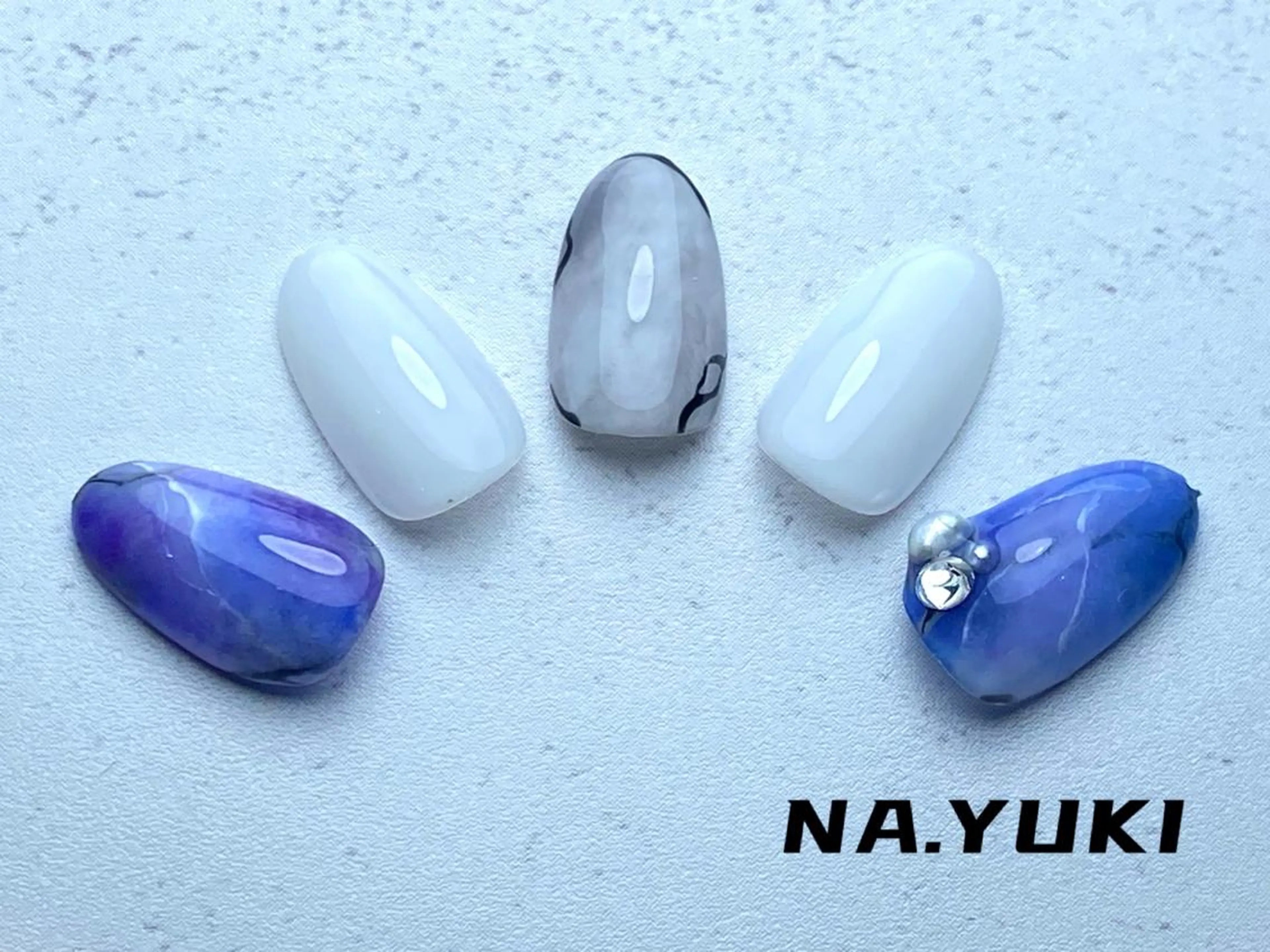 ネイル ハンドネイル ハンドケア ナユキNA.YUKI 池袋店のネイルデザイン