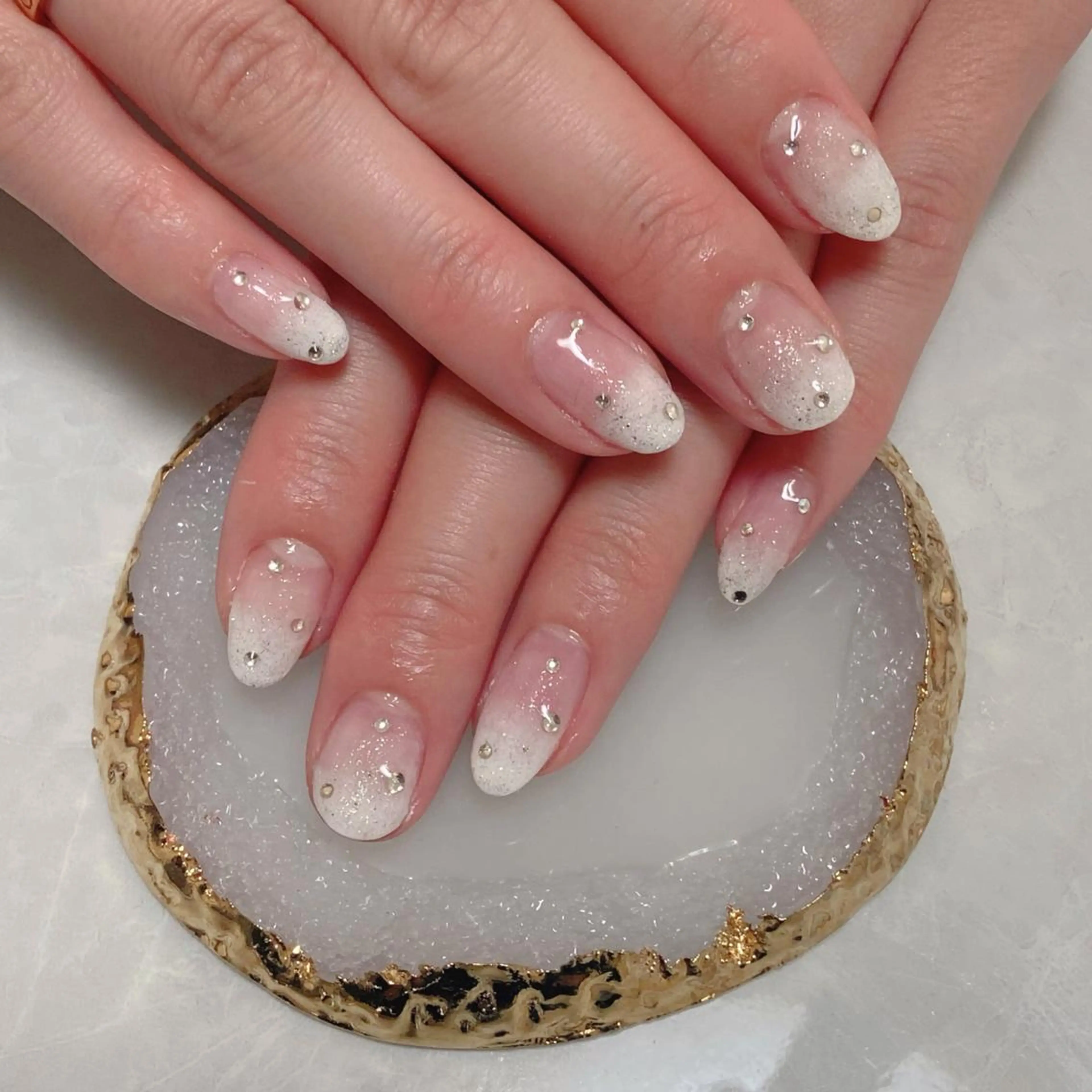 ネイル ラメ(グリッター) ストーンネイル nail salon MARuのネイルデザイン