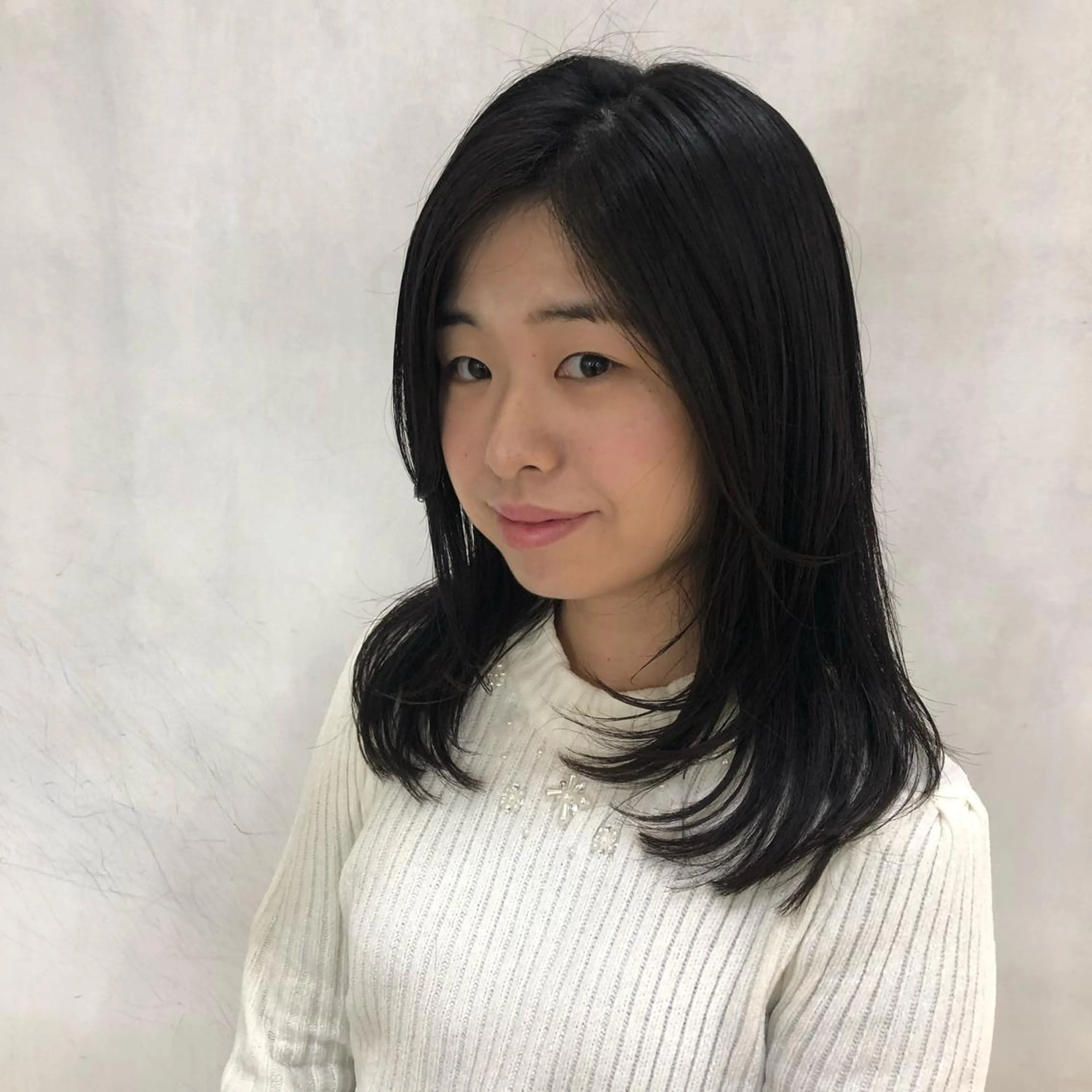 ミディアム 近藤 千裕のヘアスタイル