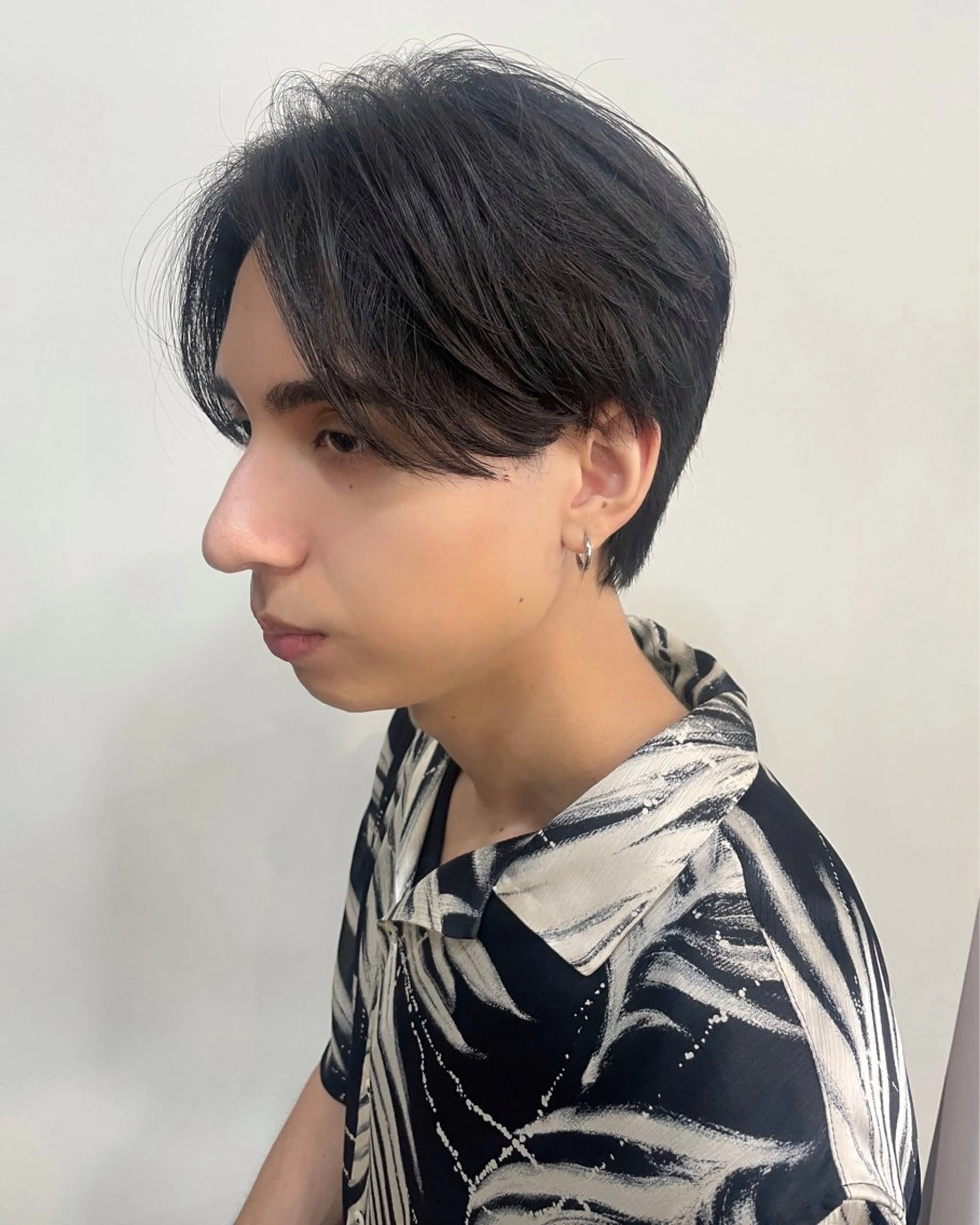 ミディアム パーマ メンズ カット パーマ メンズNO.1口コミ 高評価🟡三澤拓海✅のヘアスタイル