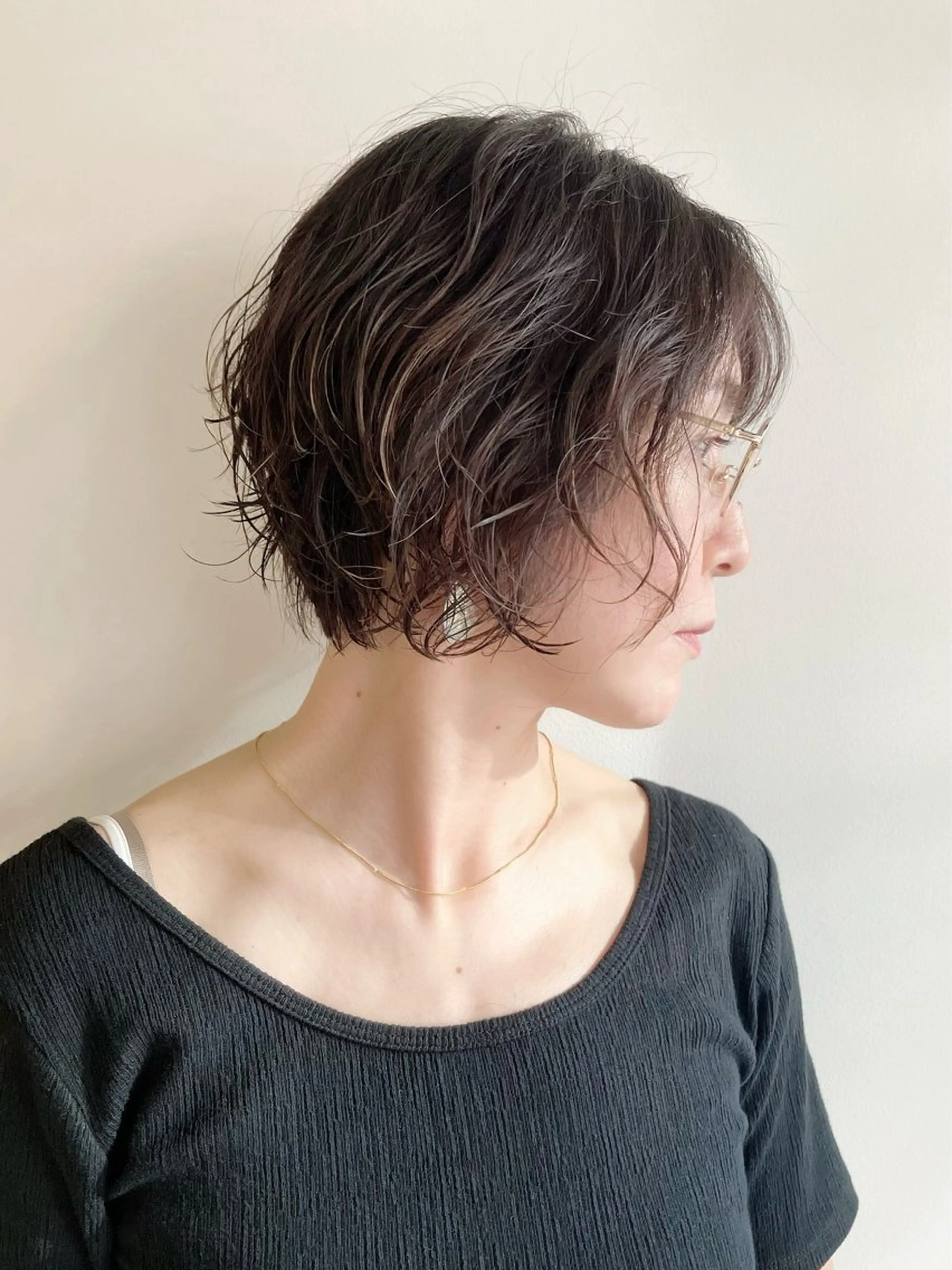ショート パーマ ショートボブ ボブ くせ毛 ショートヘア ニュアンスパーマ カット パーマ 川間 将彦のヘアスタイル