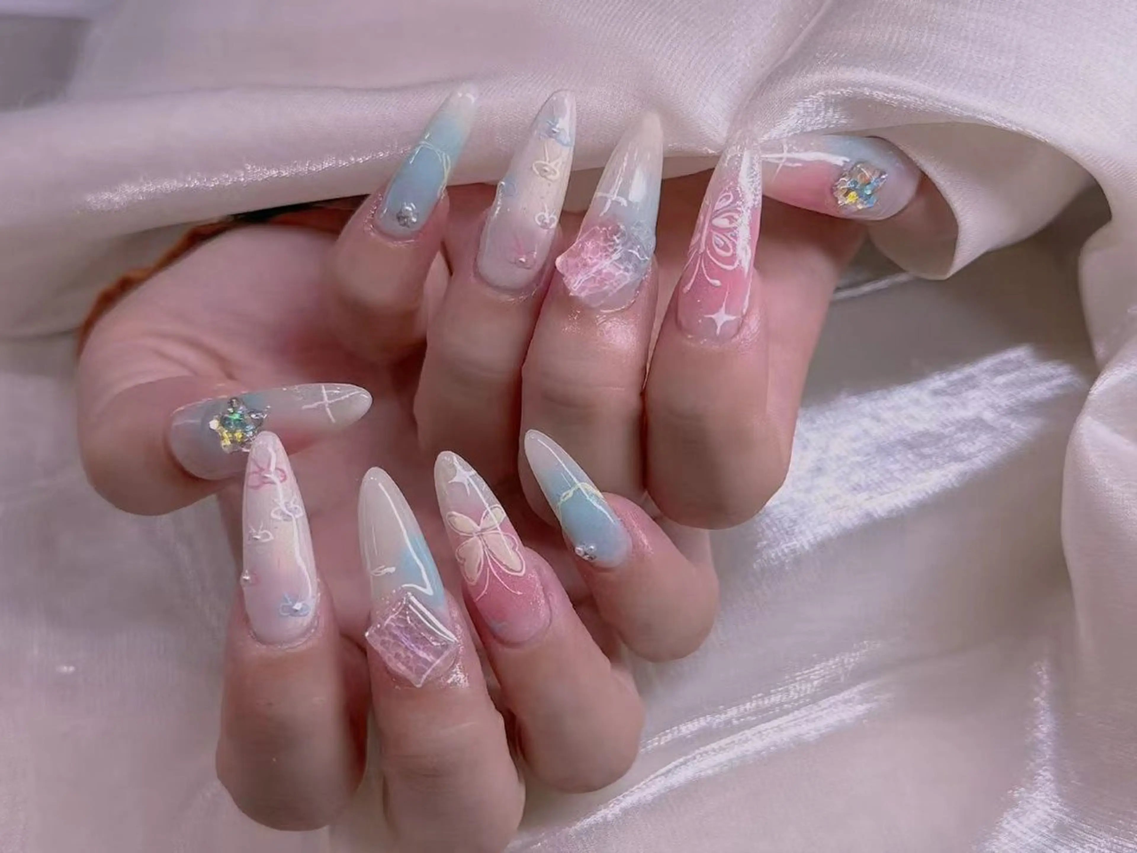 ネイル ハンドネイル リン リンのネイルデザイン