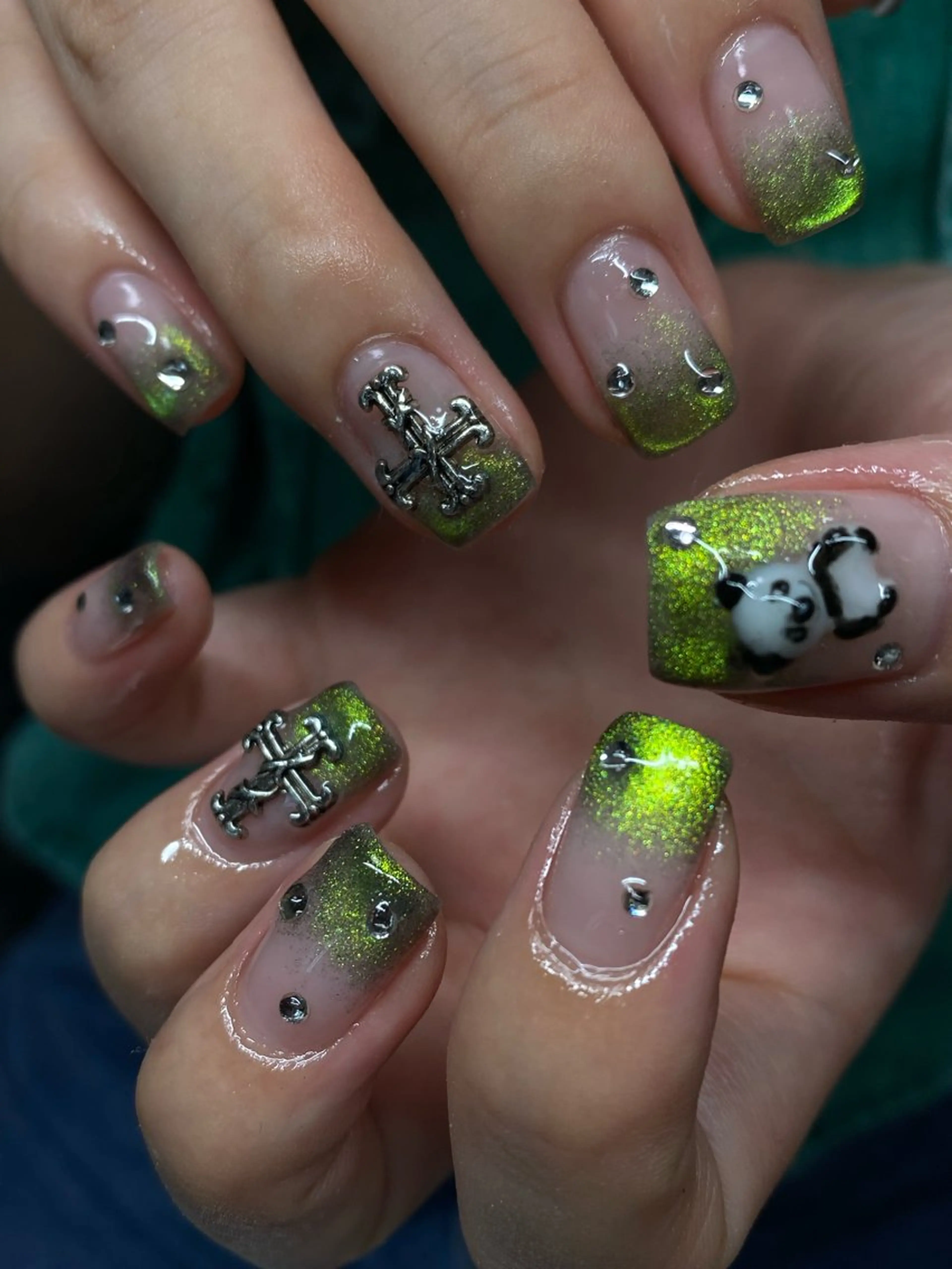 ネイル BNT nailsのネイルデザイン