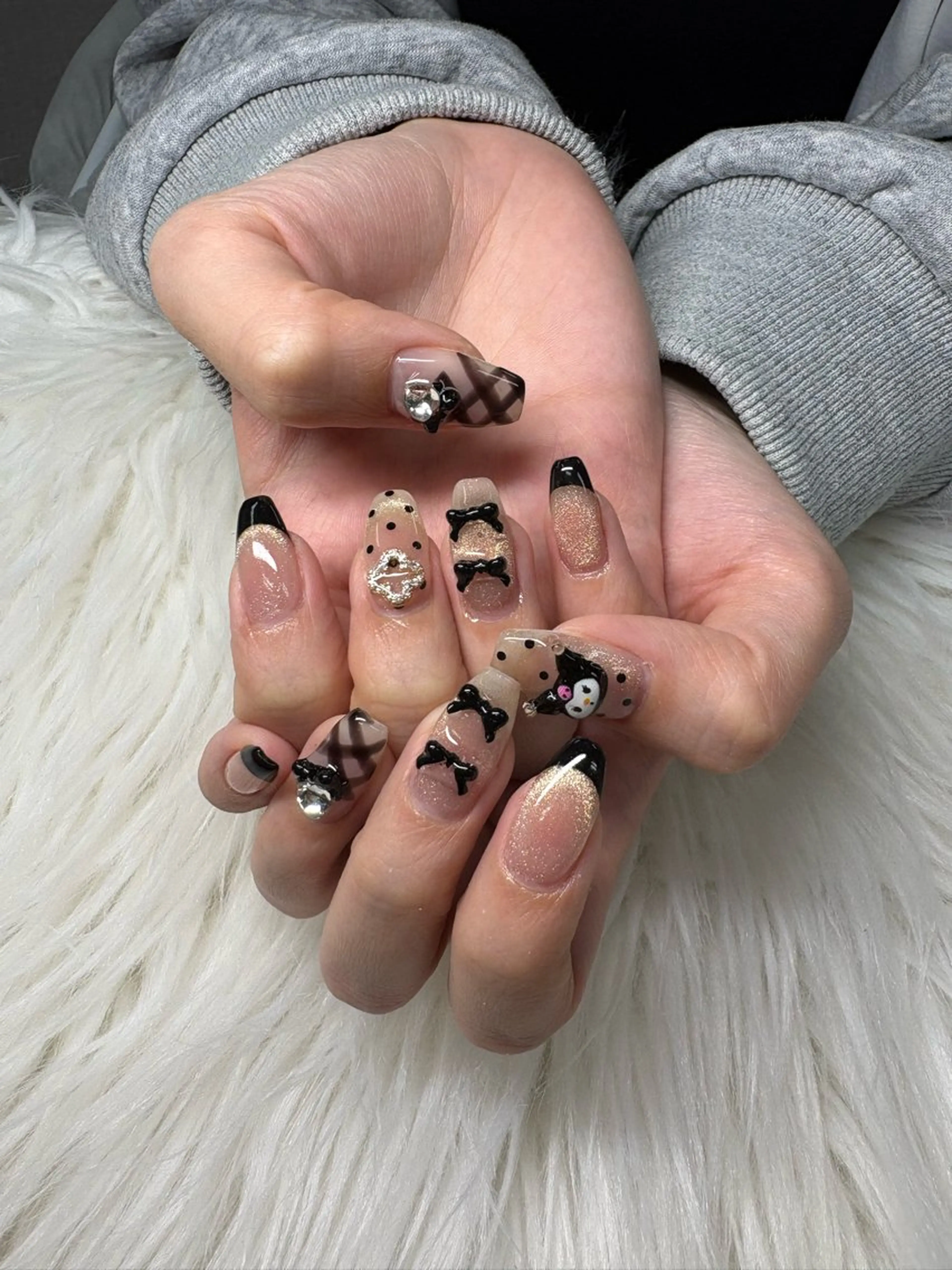 ネイル ハンドネイル SHION のネイルデザイン