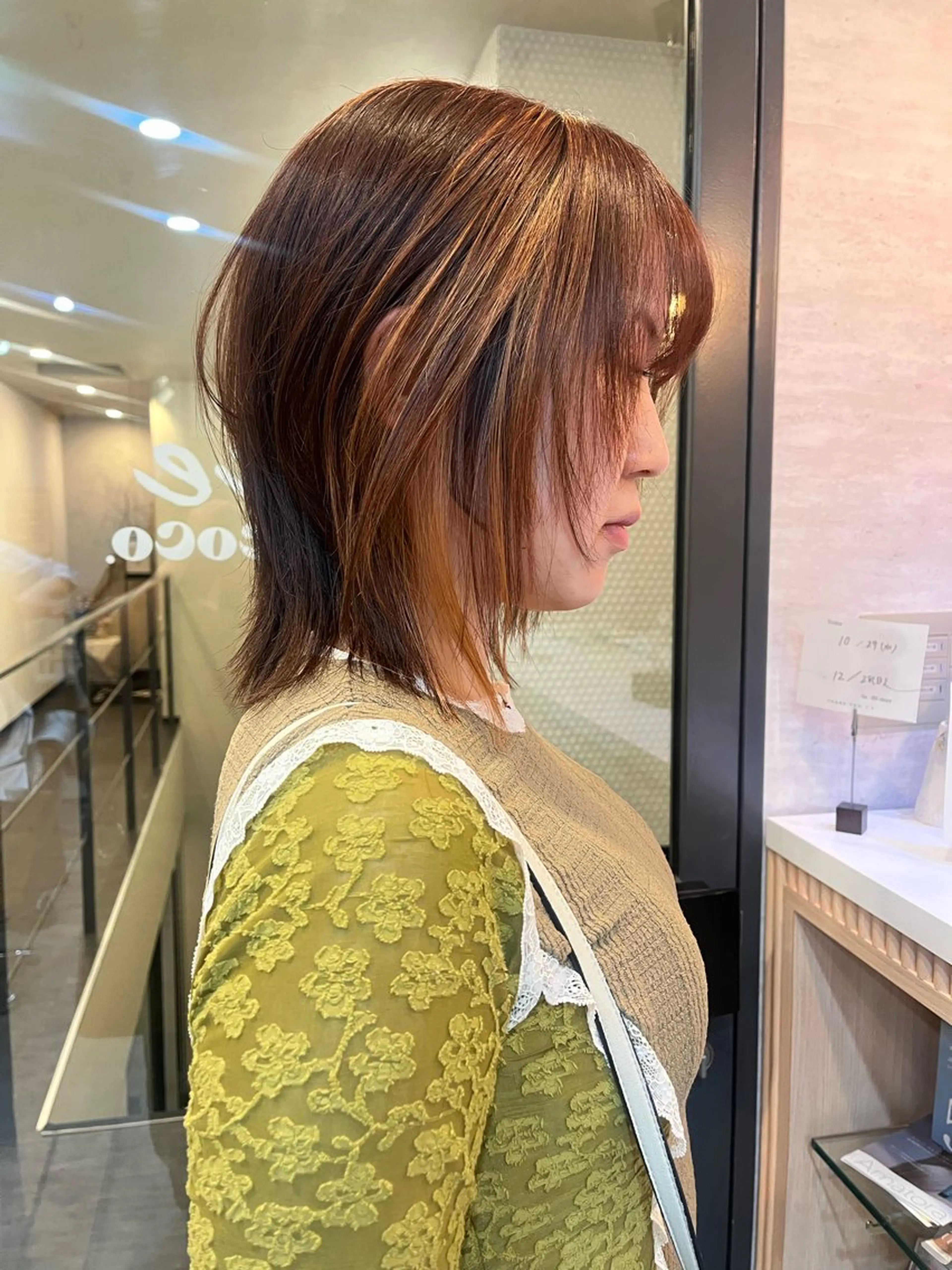 ミディアム カット ヘアカラー トリートメント レイヤー/暖色/ 髪質改善/永礼芳果のヘアスタイル