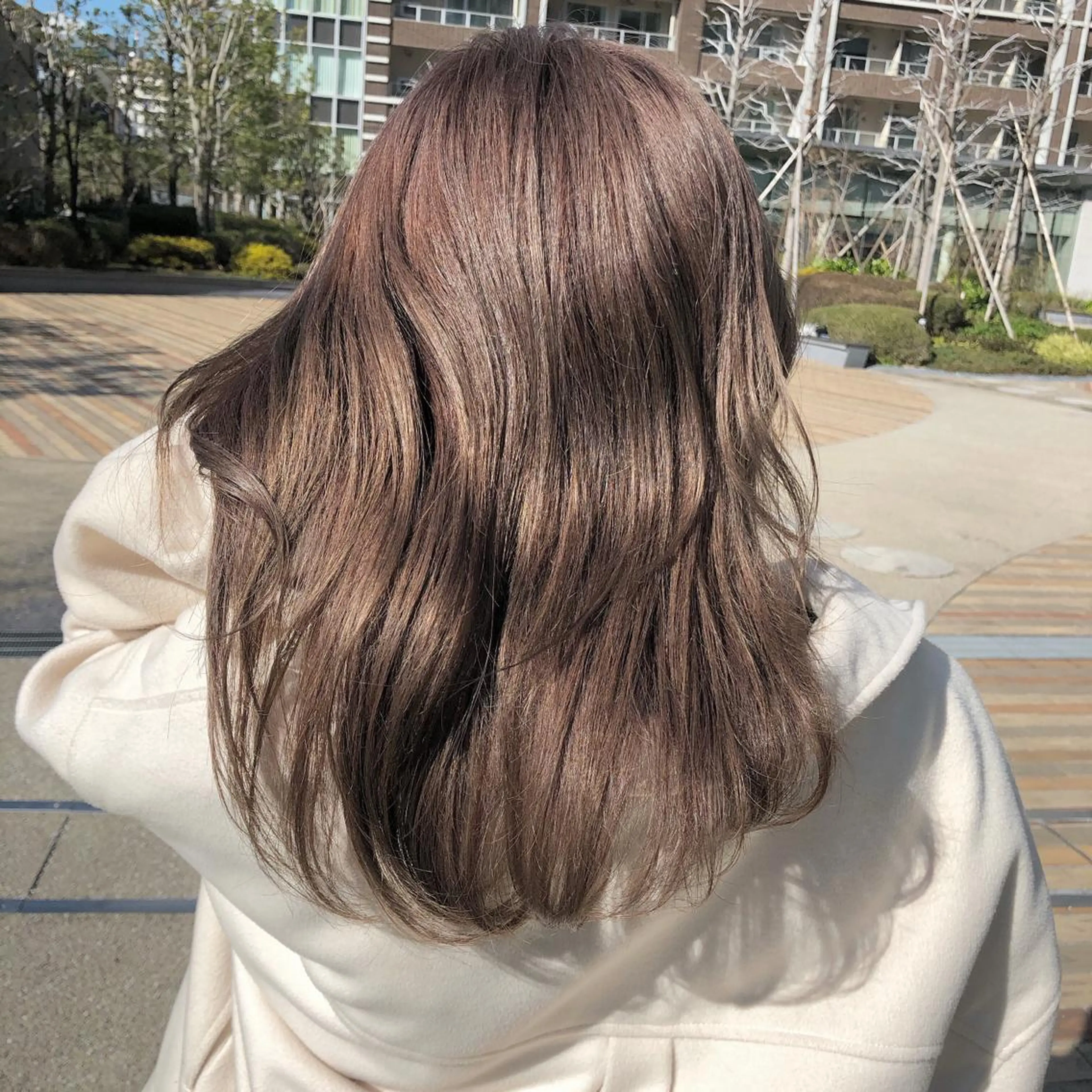ミディアム カラー グレージュ ✨韓国風カット/艶髪 カラー✨yumeのヘアスタイル
