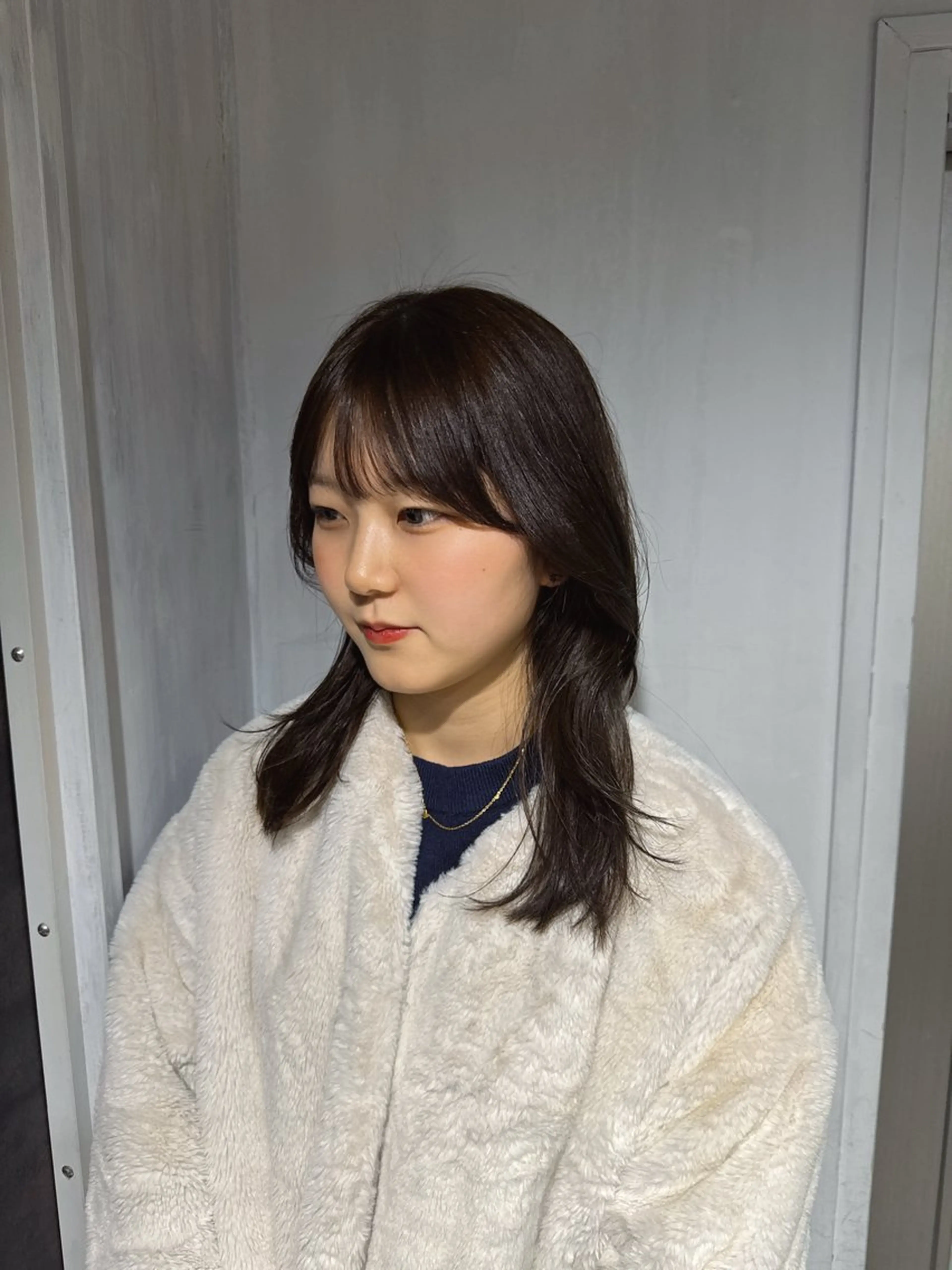 セミロング カラー カット ヘアカラー NANAMI🩵 大人可愛い韓国ヘアのヘアスタイル