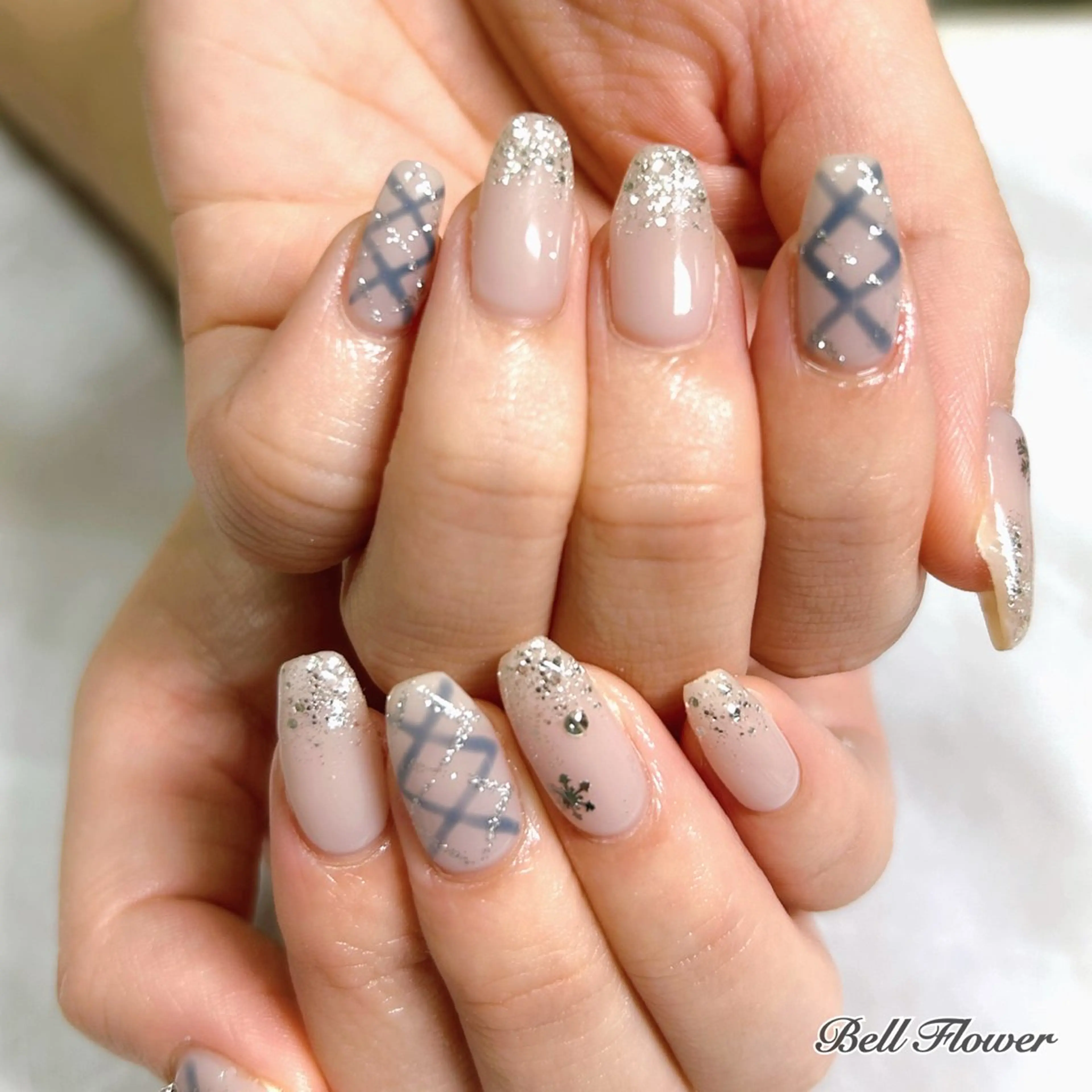 ネイル ハンドネイル Bell Flowerのネイルデザイン