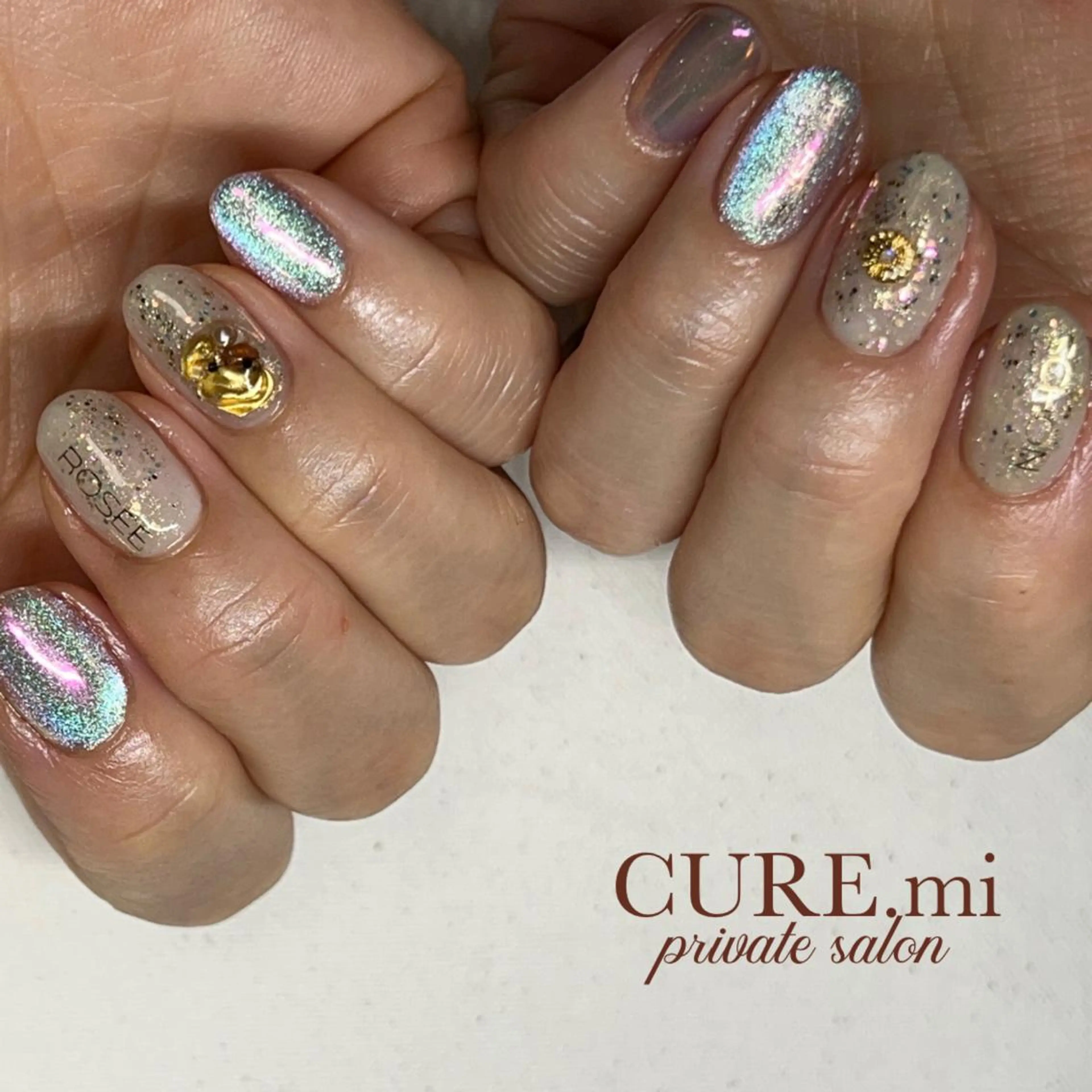 ネイル マグネットネイル ニュアンスネイル ハンドネイル ハンドケア CURE.mi所属・伊藤 美香のネイルデザイン