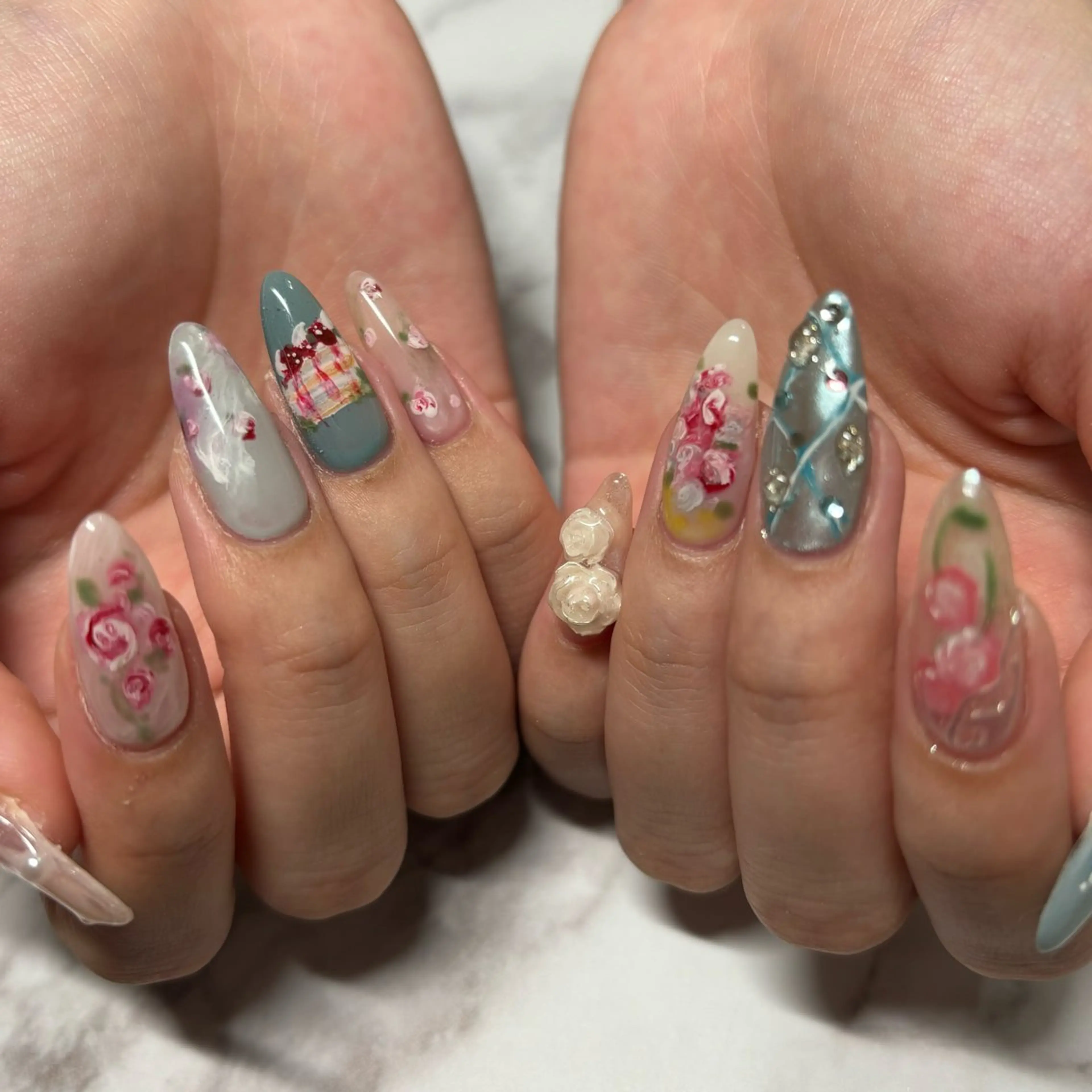 セミロング RIObyROSA所属・NAILS byRIOのネイルデザイン