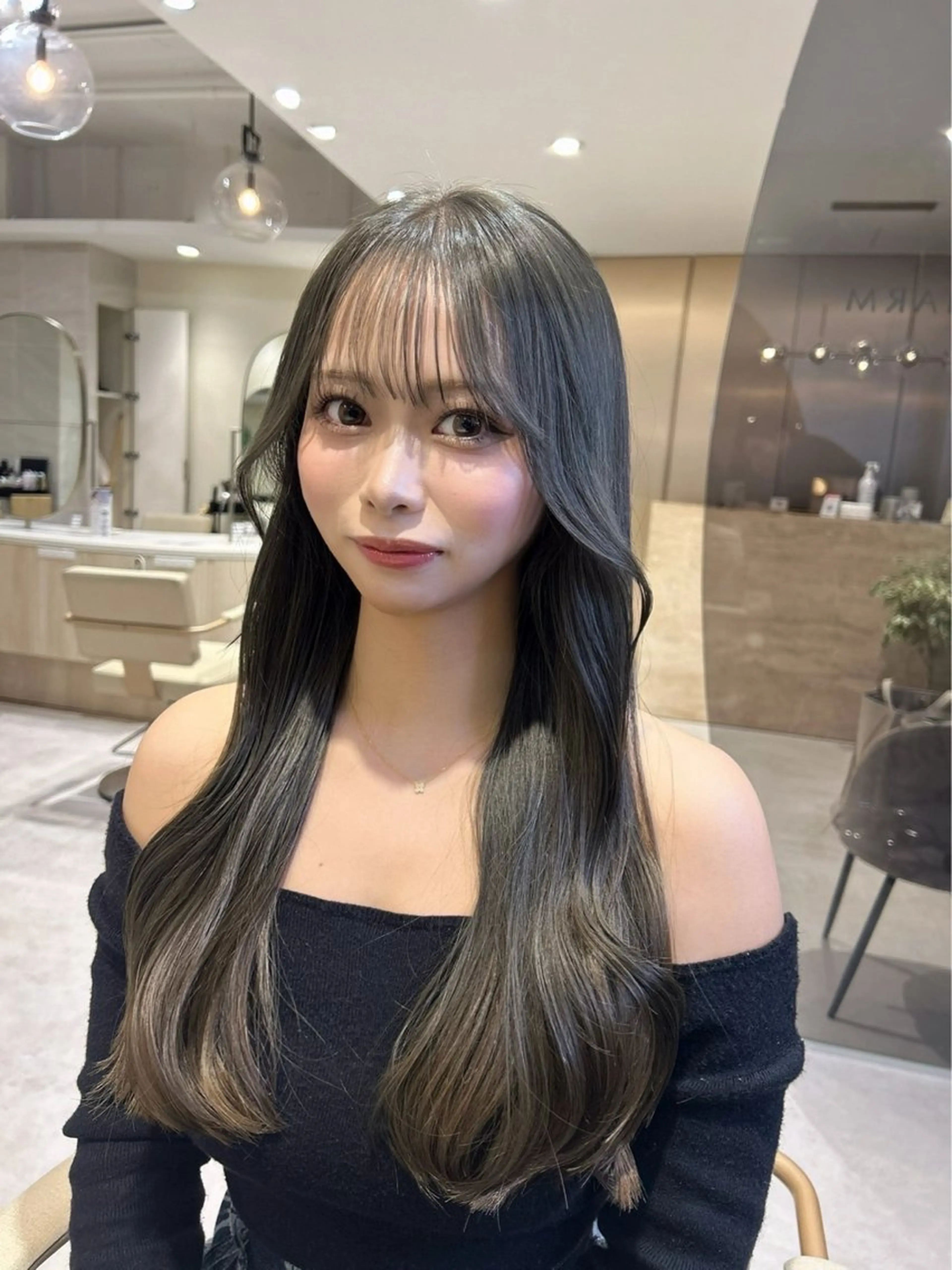 ロング カラー ブリーチ ダブルカラー グレージュ ブリーチなしカラー オリーブグレージュ カット ヘアカラー ブリーチなしダブル カラー🧸🐺陽介のヘアスタイル
