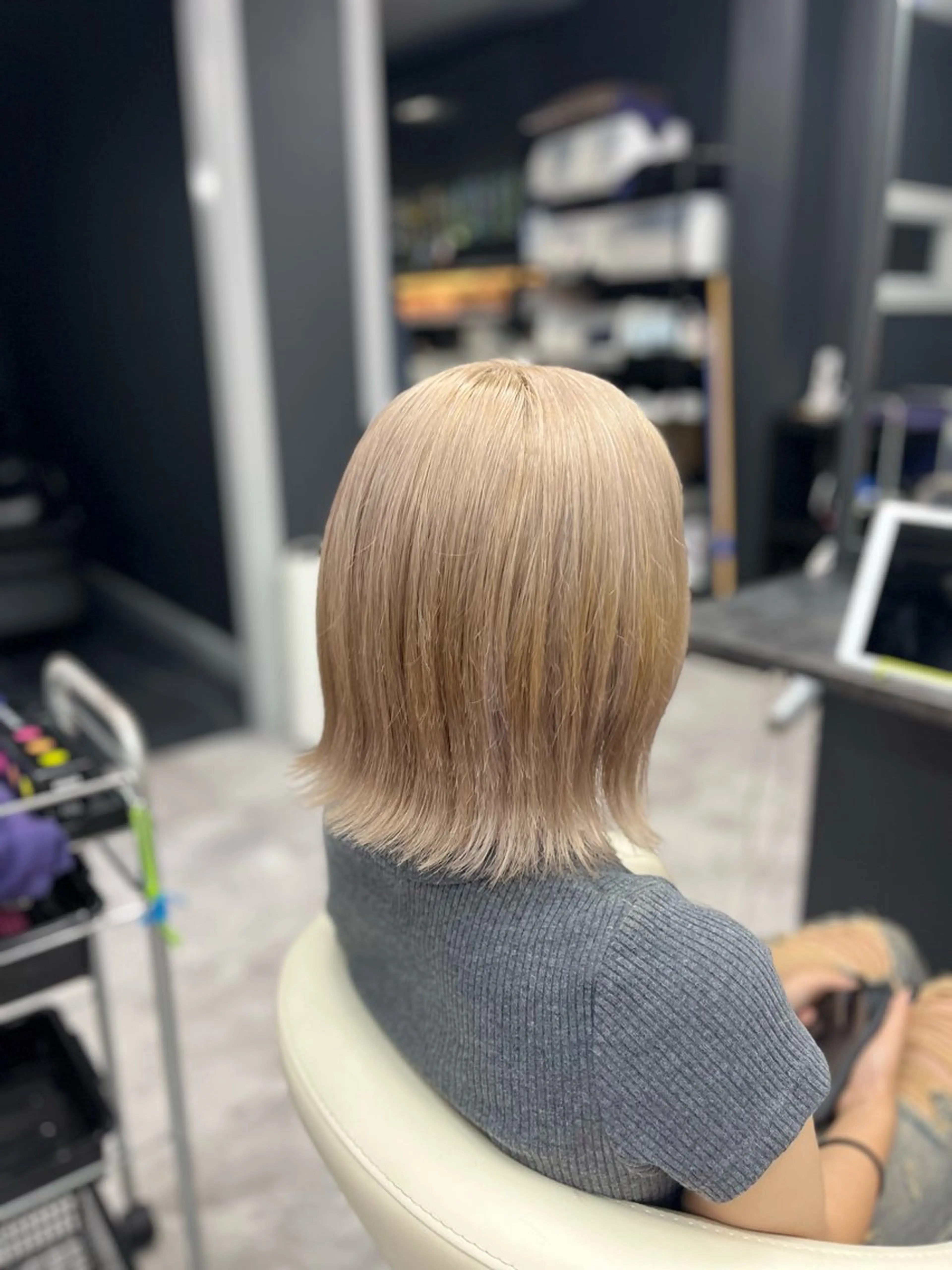ミディアム ヘアカラー トリートメント White梅田  ／ COCOのヘアスタイル
