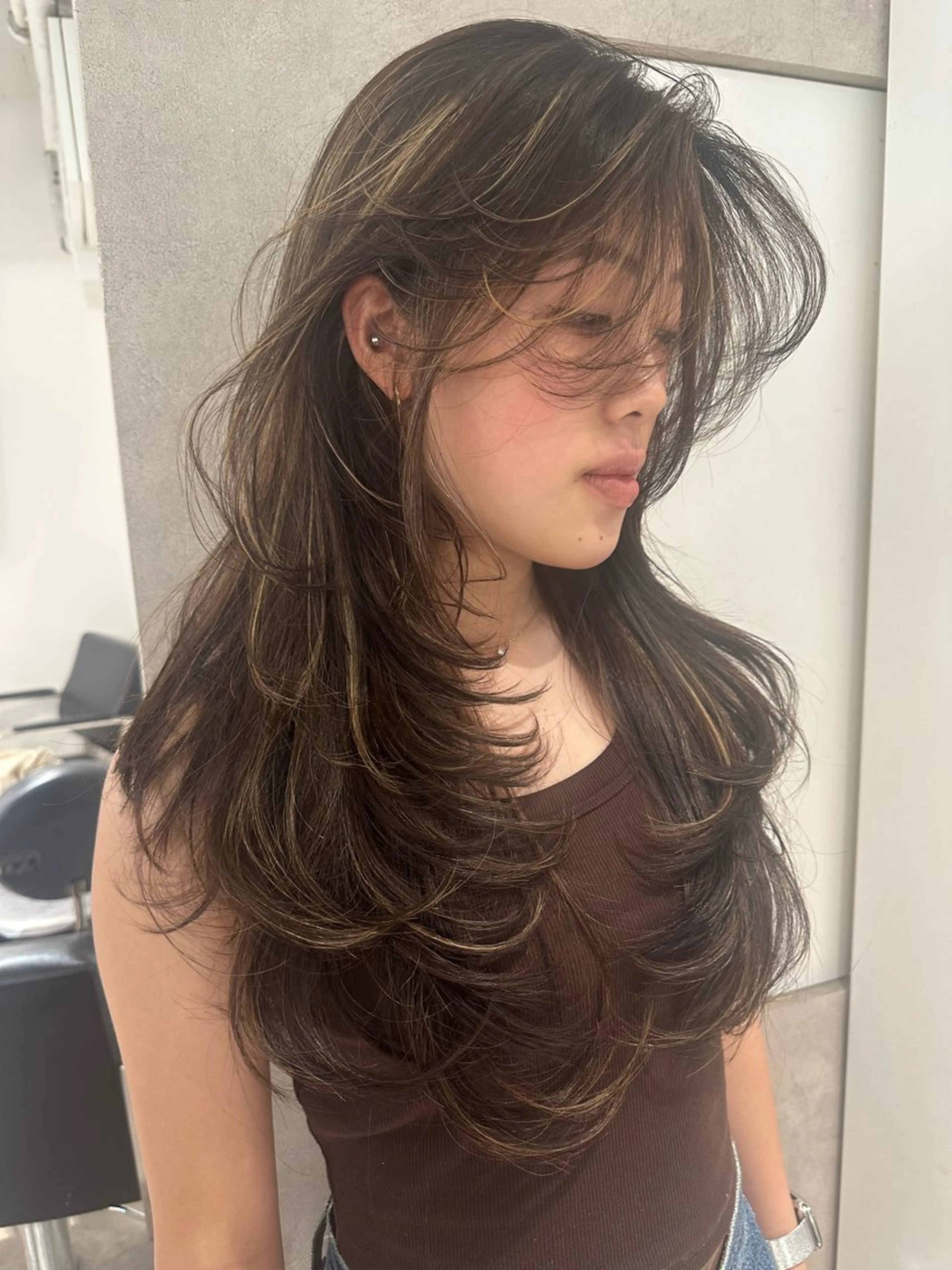 ロング レイヤーカット 🇰🇷ハイトーン× 韓国レイヤー레이어드のヘアスタイル